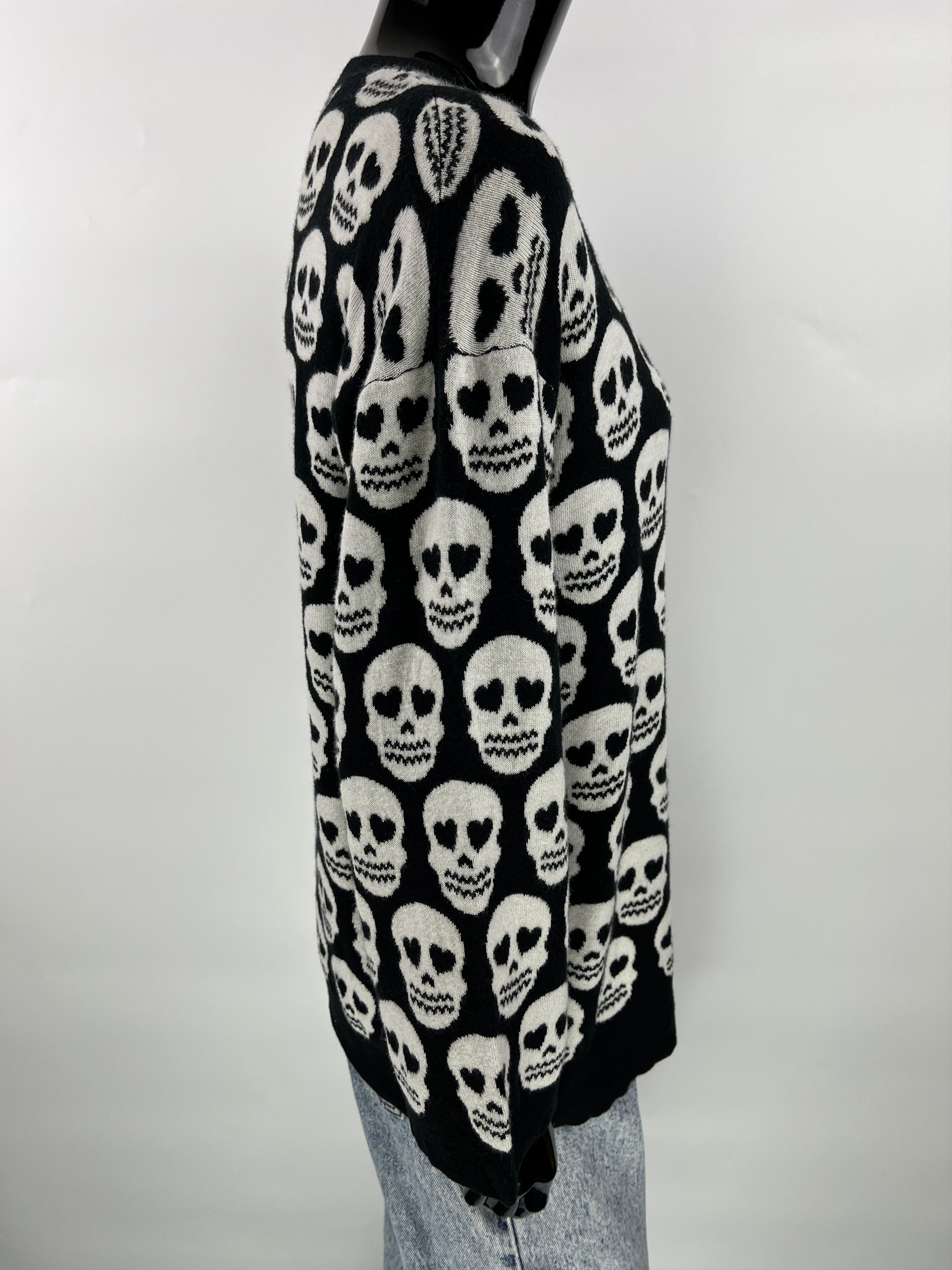 Love Moschino Love Moschino sweater women's 3/4 sleeve wool full print Size S / US 4 / IT 40 - 2 Thumbnail