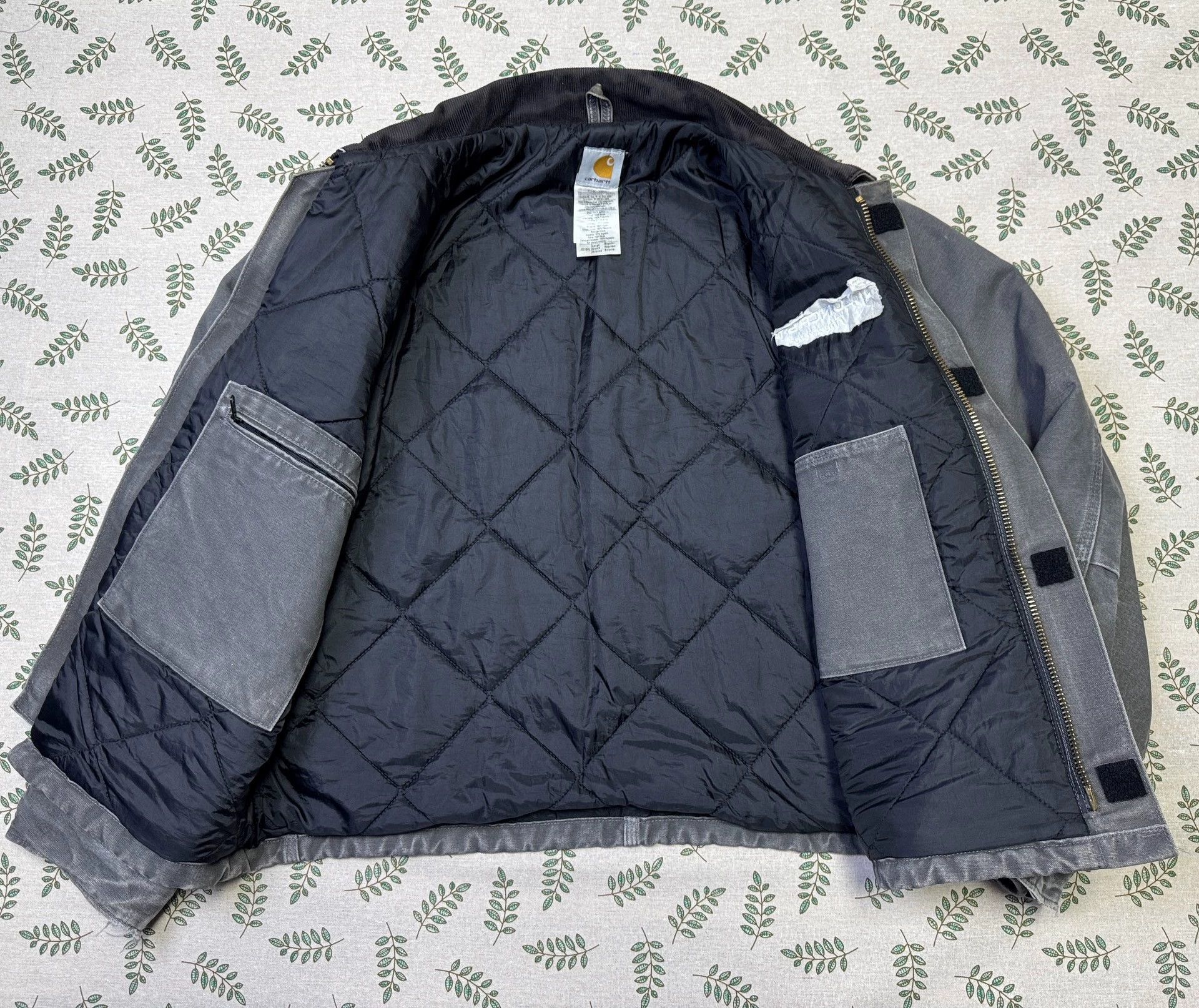 Carhartt Vintage Carhartt J22 GVL Heavy Wash Gray L Jacket Size US L / EU 52-54 / 3 - 4 Thumbnail