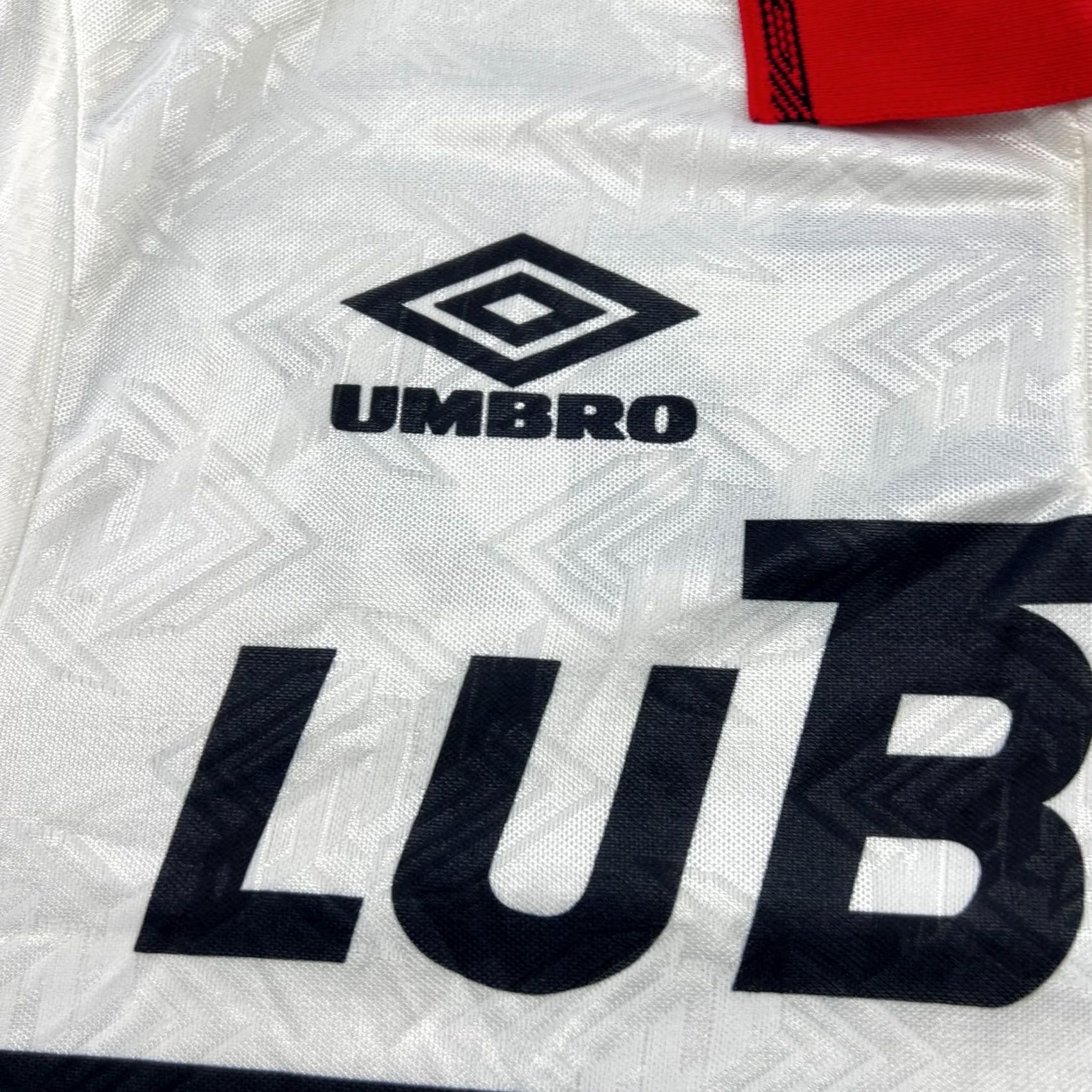 Umbro Umbro Flamengo Away Mens Football Jersey Shirt Large White Camiseta 1993 1994 Jersey Football Mens Shirts Size US L / EU 52-54 / 3 - 4 Thumbnail