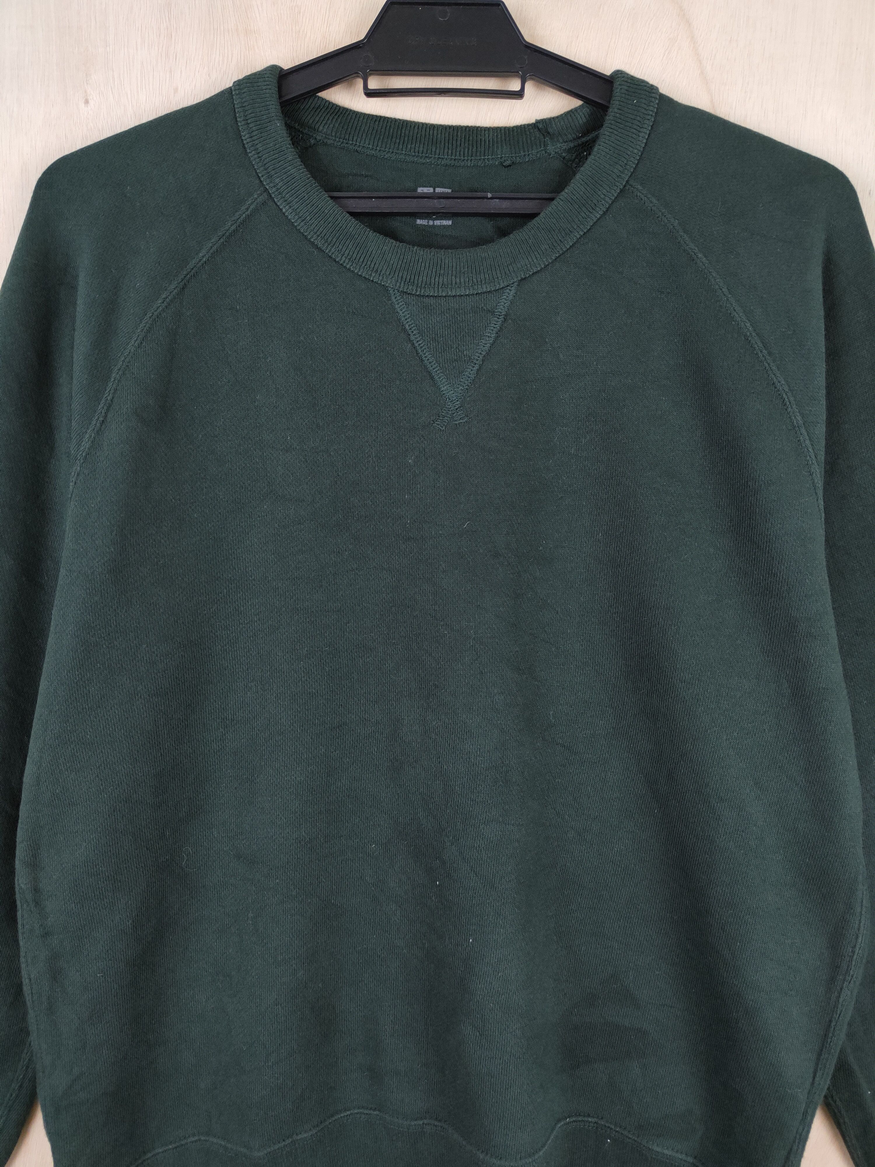Japanese Brand × Vintage Uniqlo vintage Dark Green Sweatshirts #2598 Size US S / EU 44-46 / 1 - 2 Thumbnail