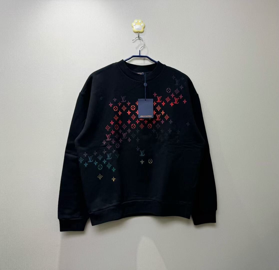 Louis Vuitton Louis Vuitton LV Embroidered Gradient Logo Sweatshirt Size US L / EU 52-54 / 3 - 1 Thumbnail