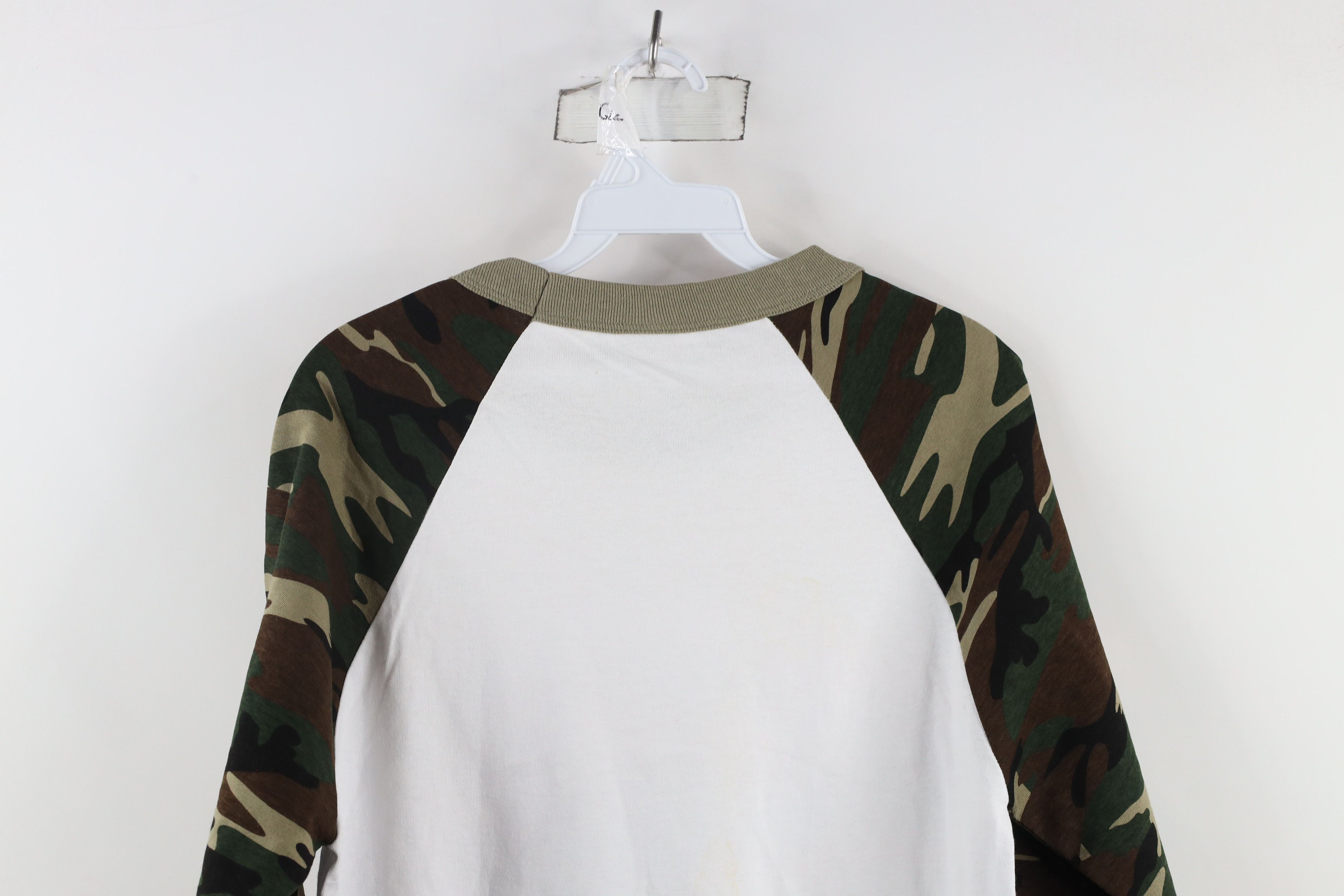 Vintage Vintage 90s Streetwear Jeep Motors Camouflage Raglan T-Shirt Size US S / EU 44-46 / 1 - 11 Thumbnail