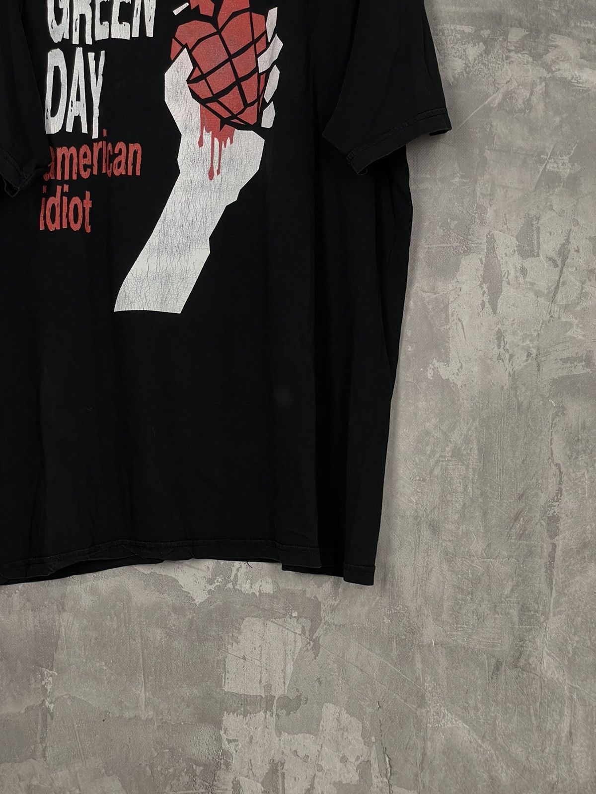 Vintage VINTAGE GREEN DAY TOUR FADED 2004 T shirt Size US XL / EU 56 / 4 - 6 Thumbnail