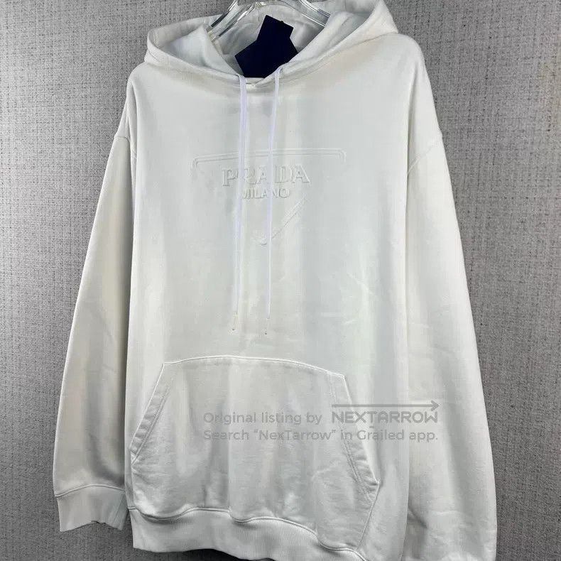 Prada Prada Solid colour relief triangle Logo hooded sweatshirt Size US M / EU 48-50 / 2 - 2 Thumbnail