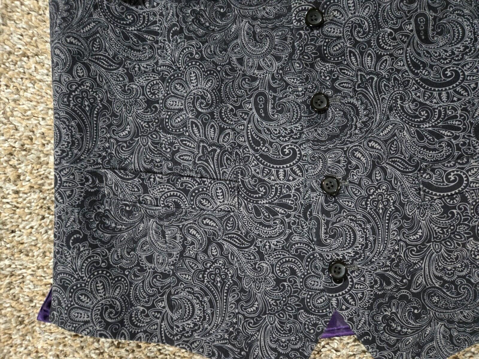 Designer Grey Suede Paisley Vest With Purple Interior Size 38R - 5 Thumbnail