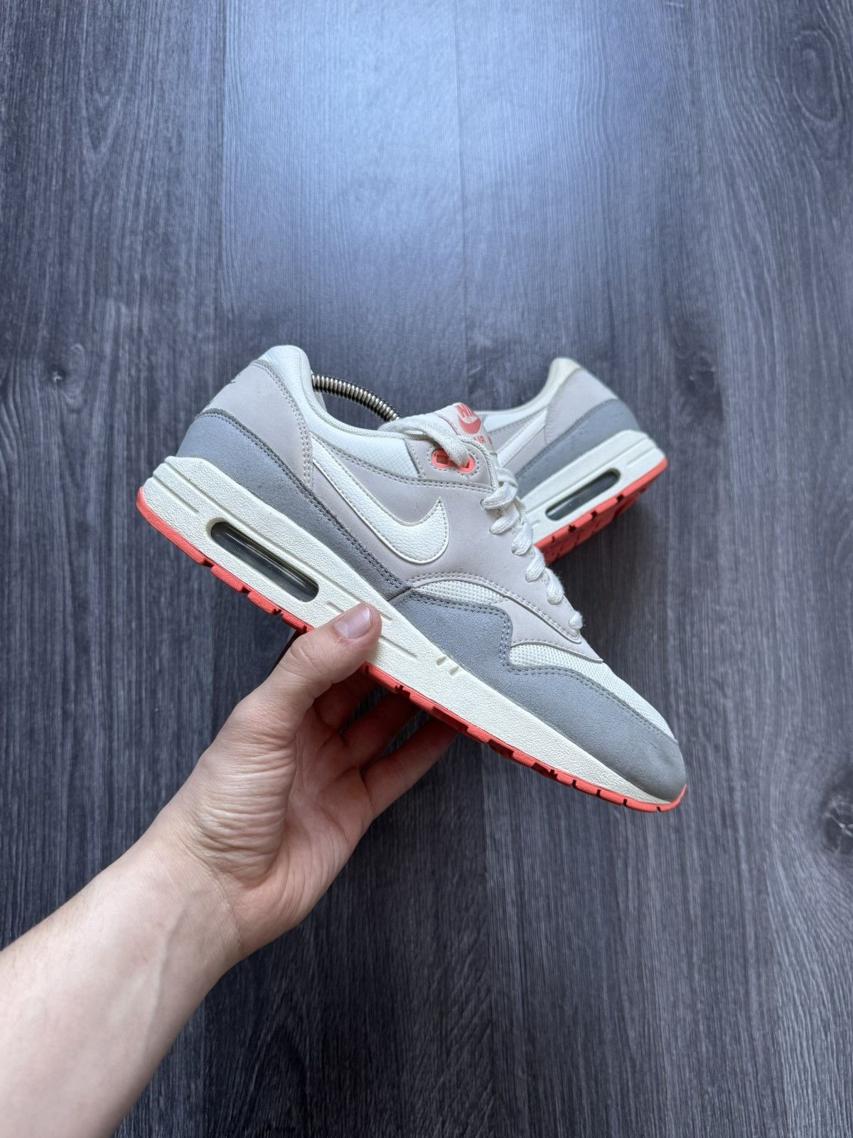 Nike Air Max 1 Essential ‘Pigeon’ Size US 10 / EU 43 - 1 Thumbnail