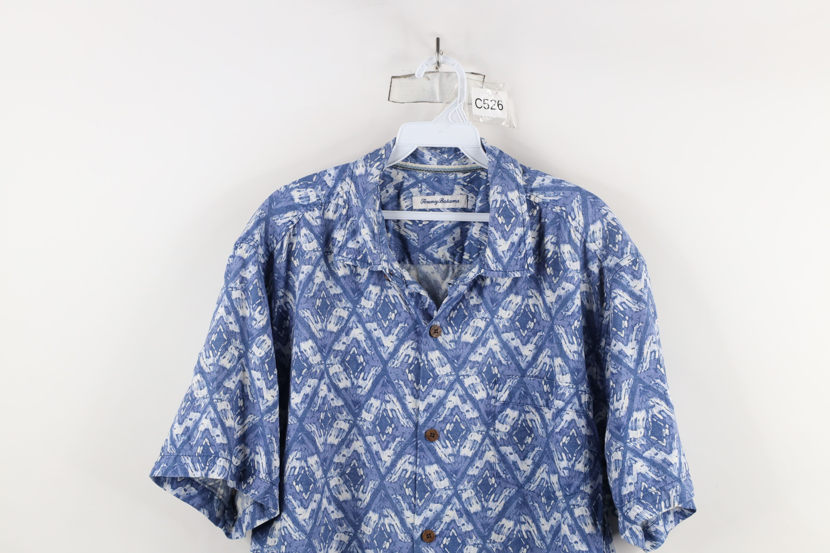 Tommy Bahama × Vintage Vintage Tommy Bahama Silk Blend Short Sleeve Button Shirt Size US XL / EU 56 / 4 - 2 Thumbnail