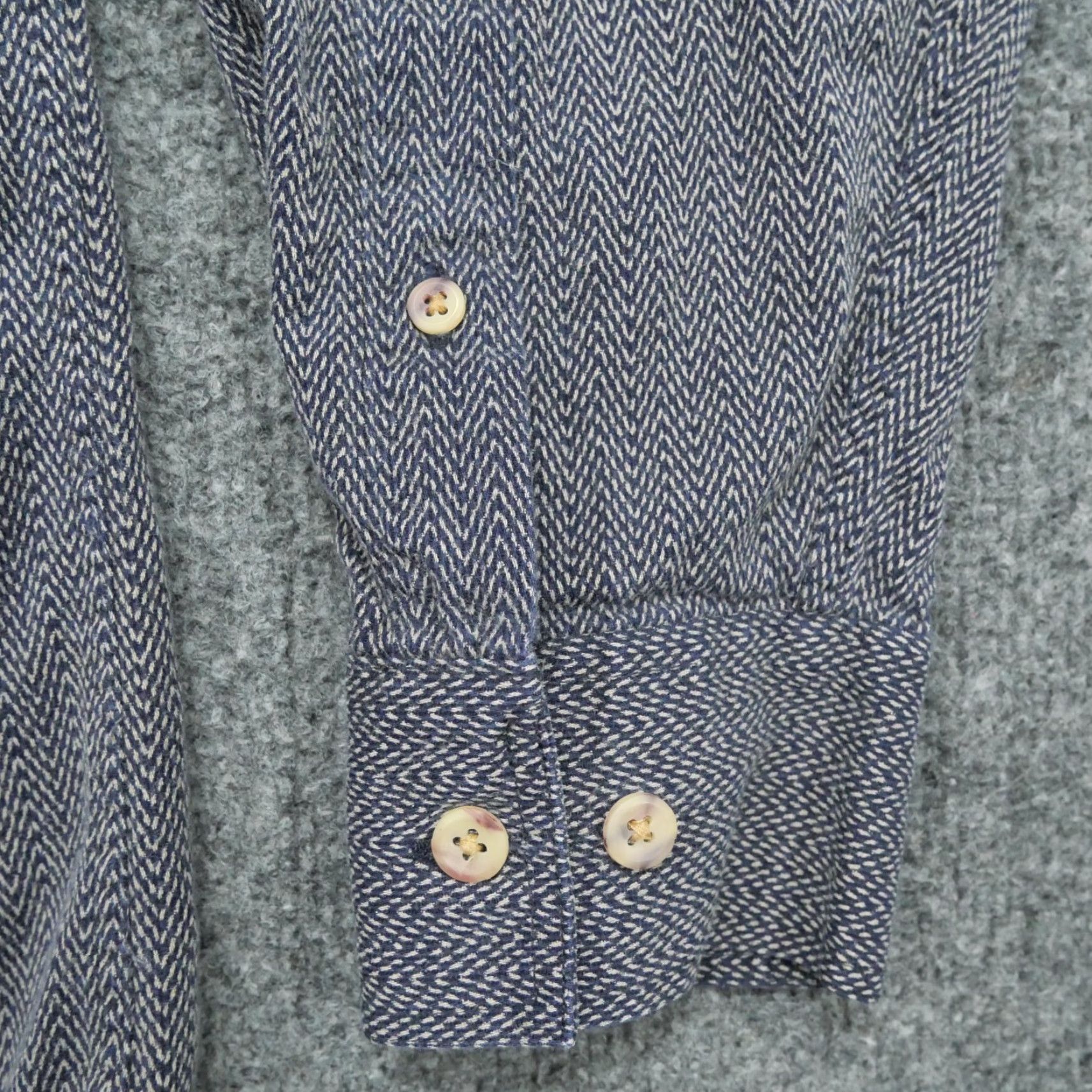 Murano VINTAGE Murano Shirt Mens L Blue Tan Button Up Herringbone Twill Cotton Size US L / EU 52-54 / 3 - 3 Thumbnail