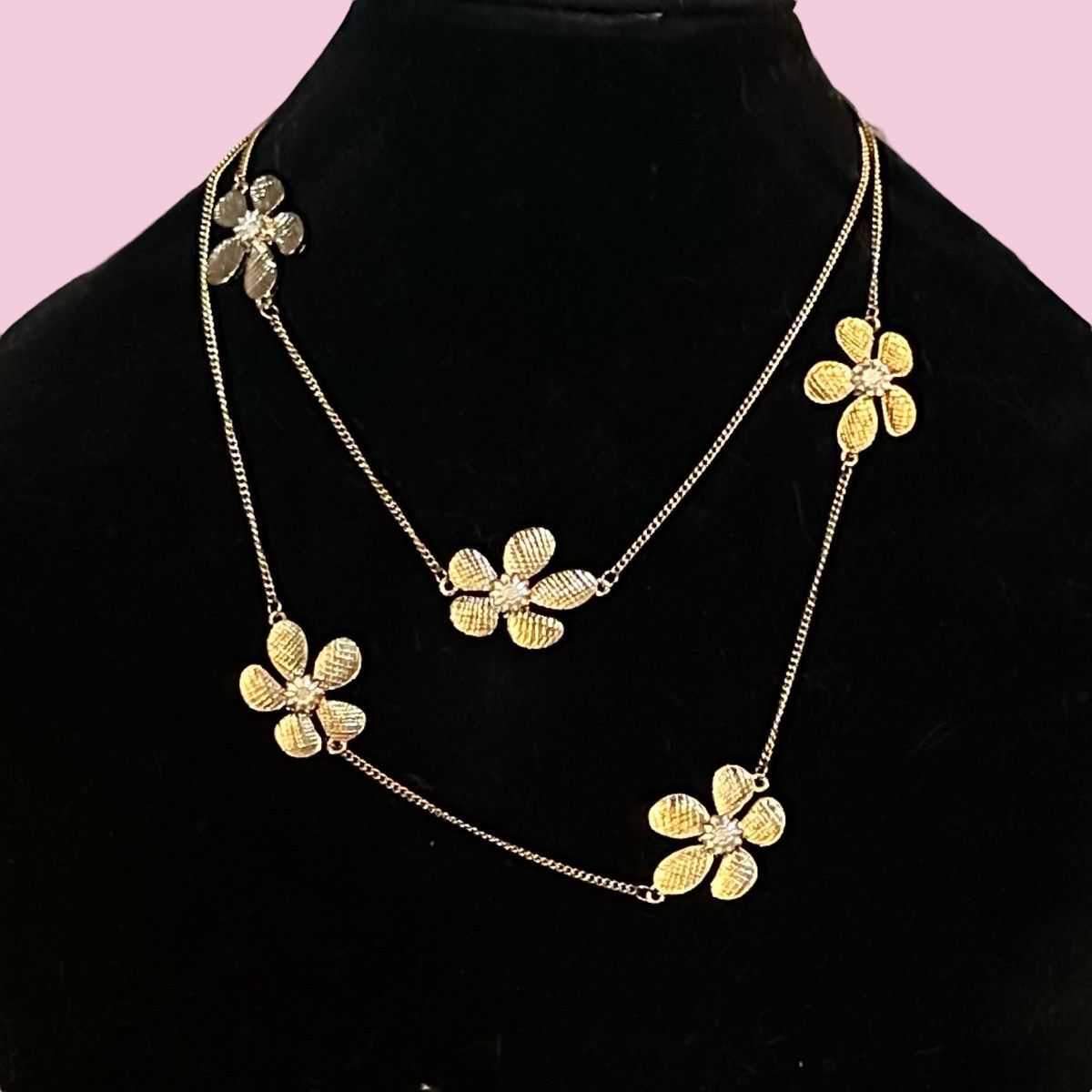 Other Long gold tone station flower chain necklace Size ONE SIZE - 1 Thumbnail