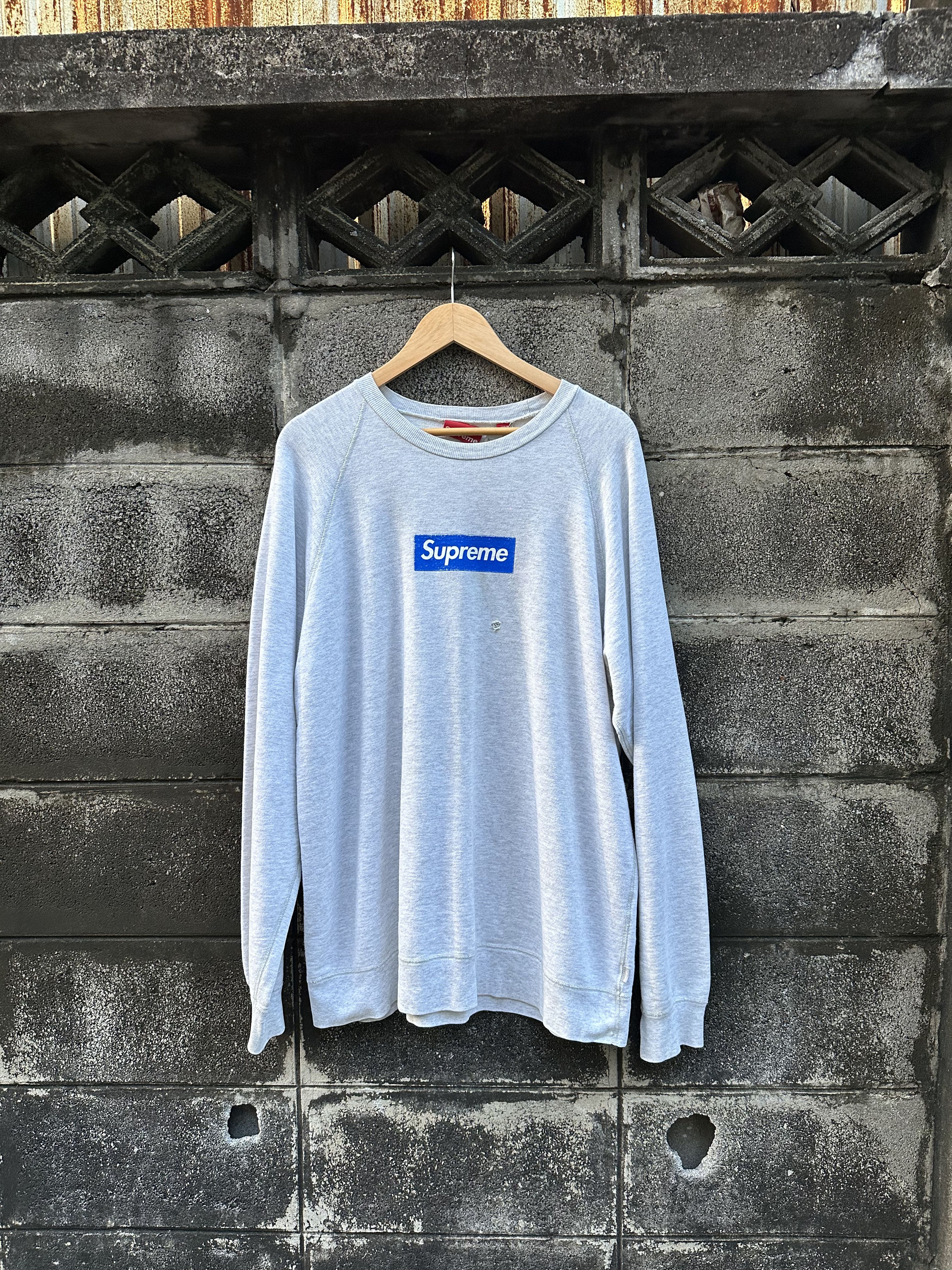 Supreme Vtg Supreme Navy Box Logo Size US L / EU 52-54 / 3 - 1 Thumbnail