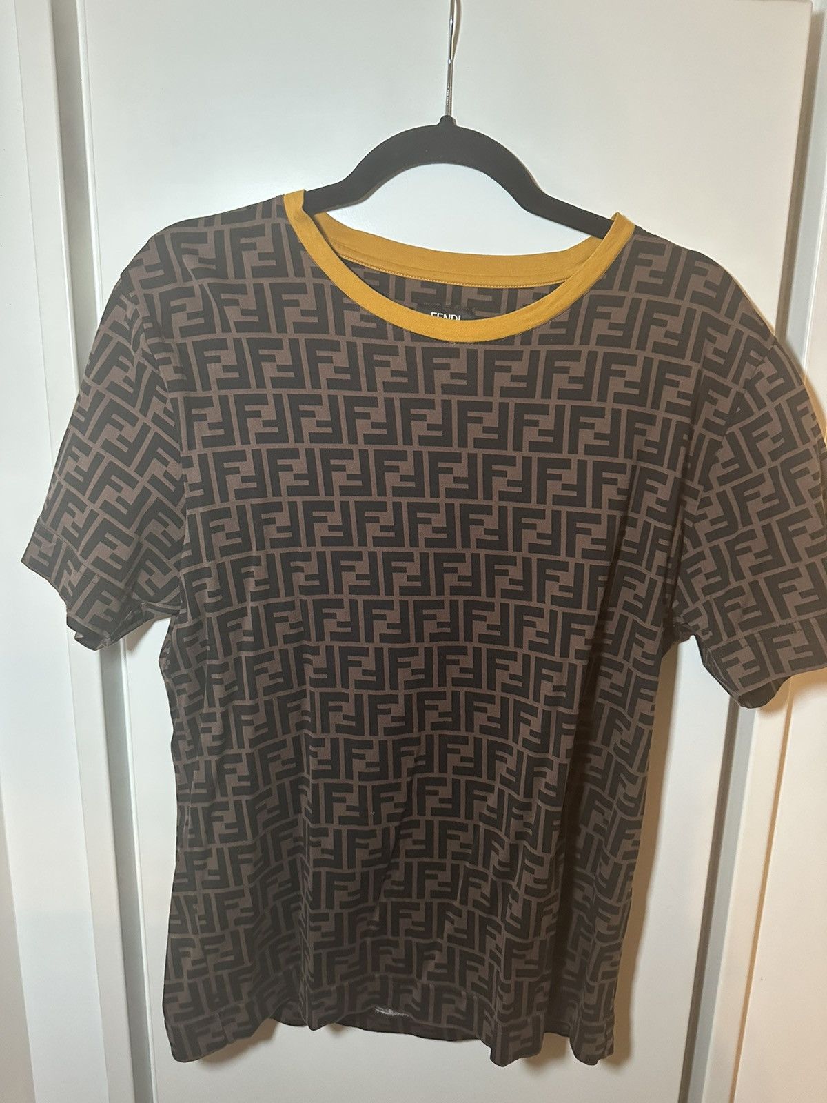 image of Fendi Print Men T-Shirt in Brown (Size Small)