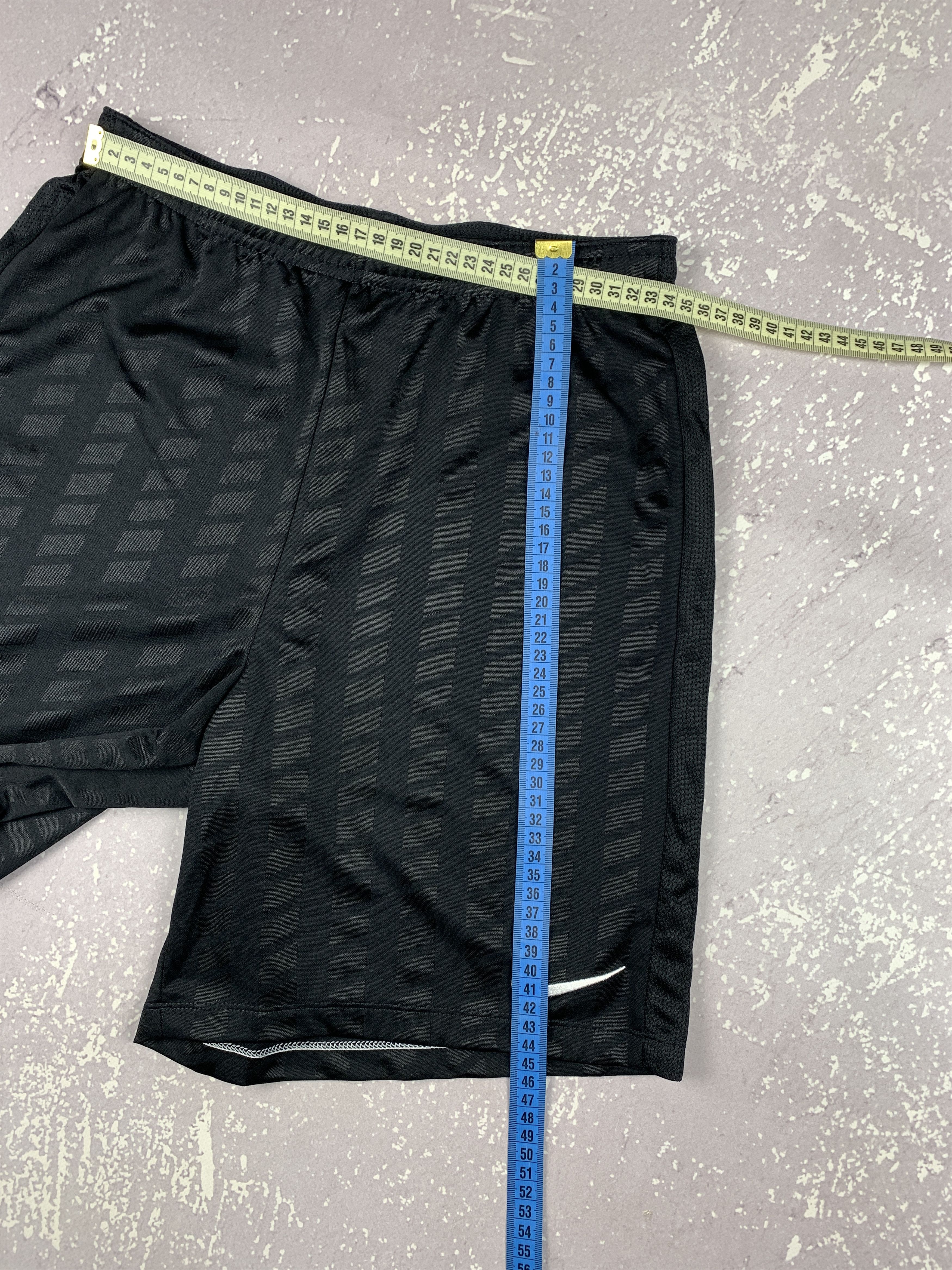 Nike × Vintage Vintage Y2K Nike Swoosh Soccer Shorts Mens S Black Size US 30 / EU 46 - 5 Thumbnail