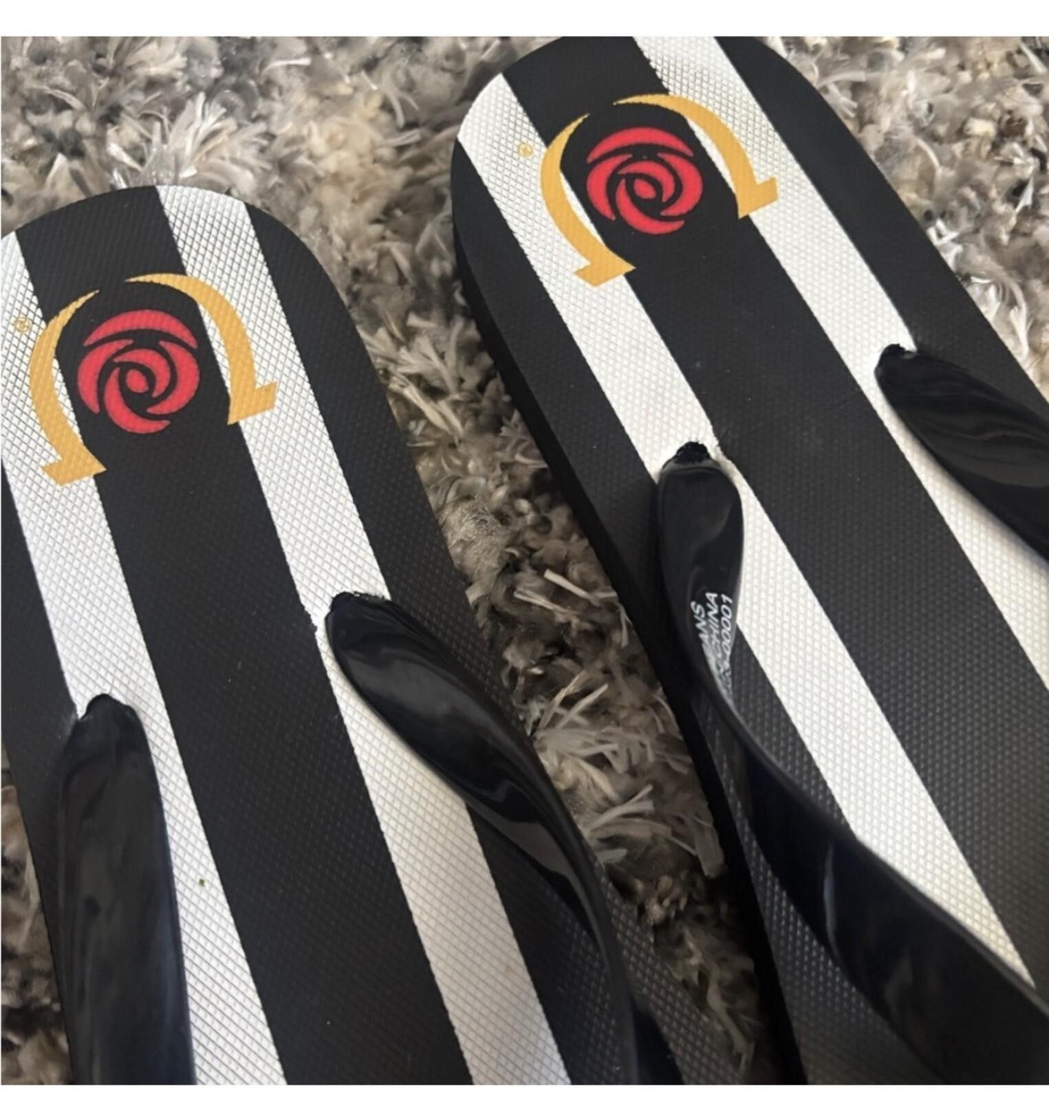 Other (Kentucky Derby) Black and White Striped Flip Flops Size US 8 / IT 38 - 2 Thumbnail