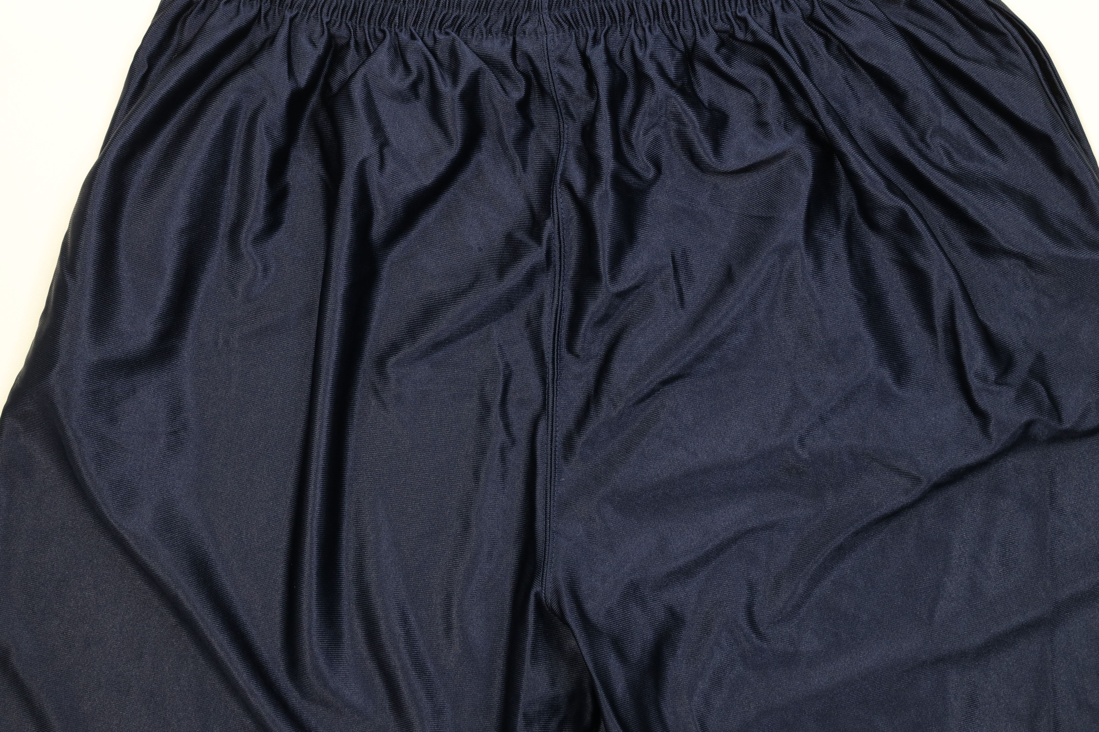 Starter Vintage 90s Starter University of Michigan Basketball Shorts Size US 38 / EU 54 - 11 Thumbnail