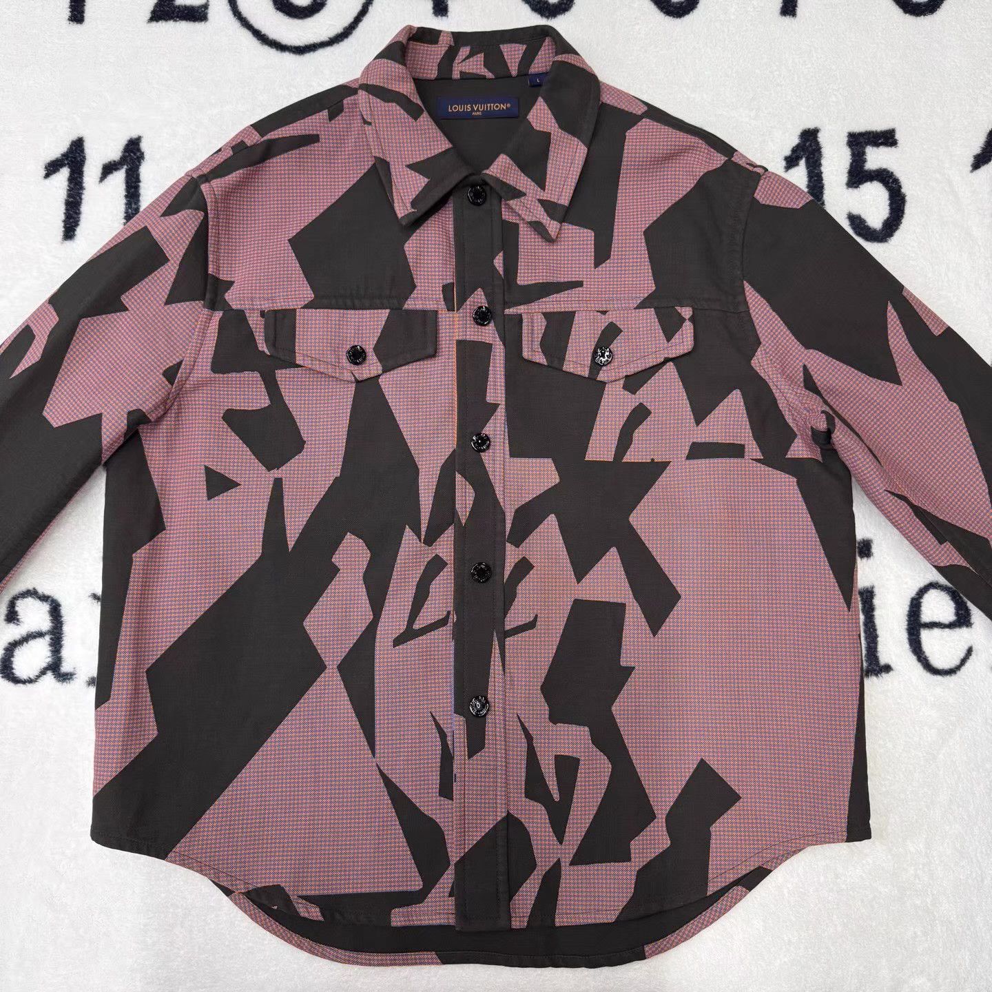 Louis Vuitton LV Pink & Brown Color Block Geometric Pattern Jacket Q10 Size US L / EU 52-54 / 3 - 1 Thumbnail