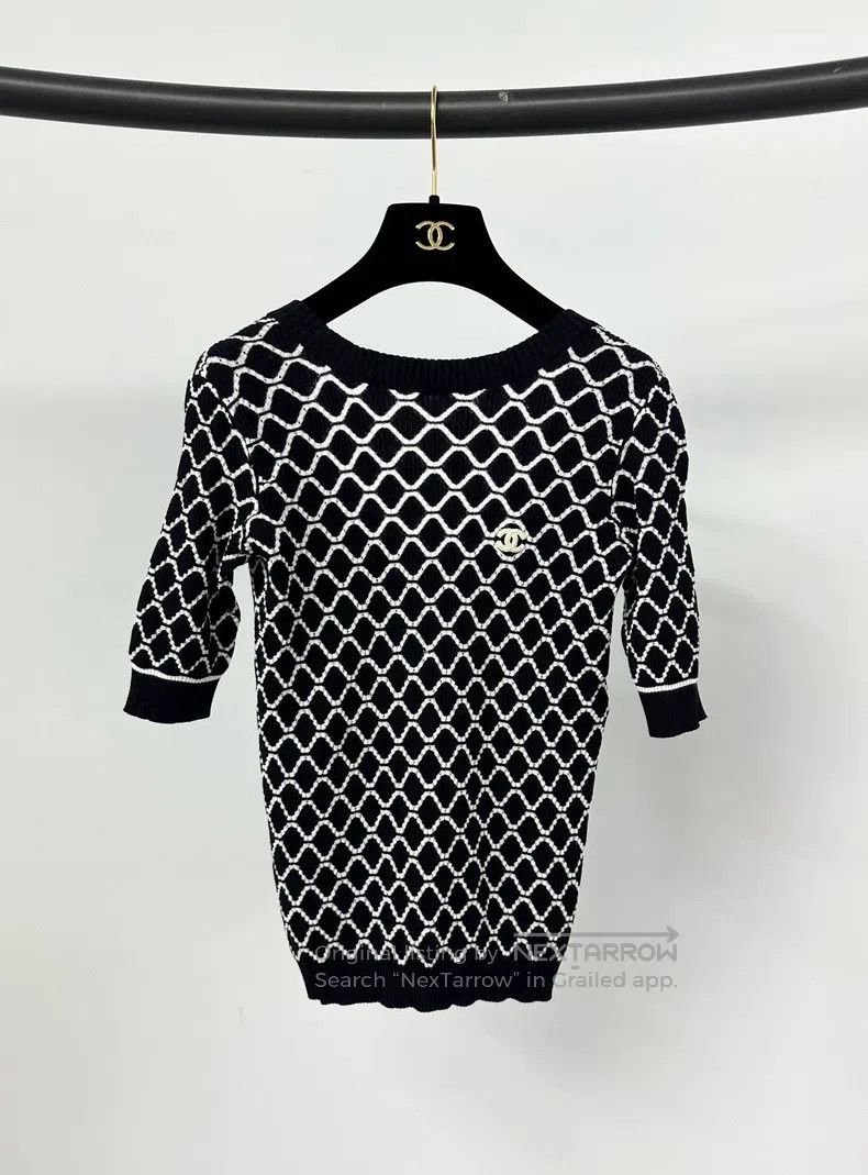 Chanel Chanel Black and white diamond plaid knitted short sleeves Size XXS / US 00 / IT 34 - 1 Thumbnail