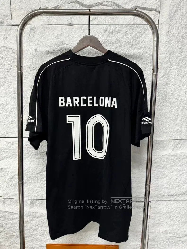 Balenciaga Balenciaga 3b Manchester United Short Sleeve Size US M / EU 48-50 / 2 - 2 Thumbnail