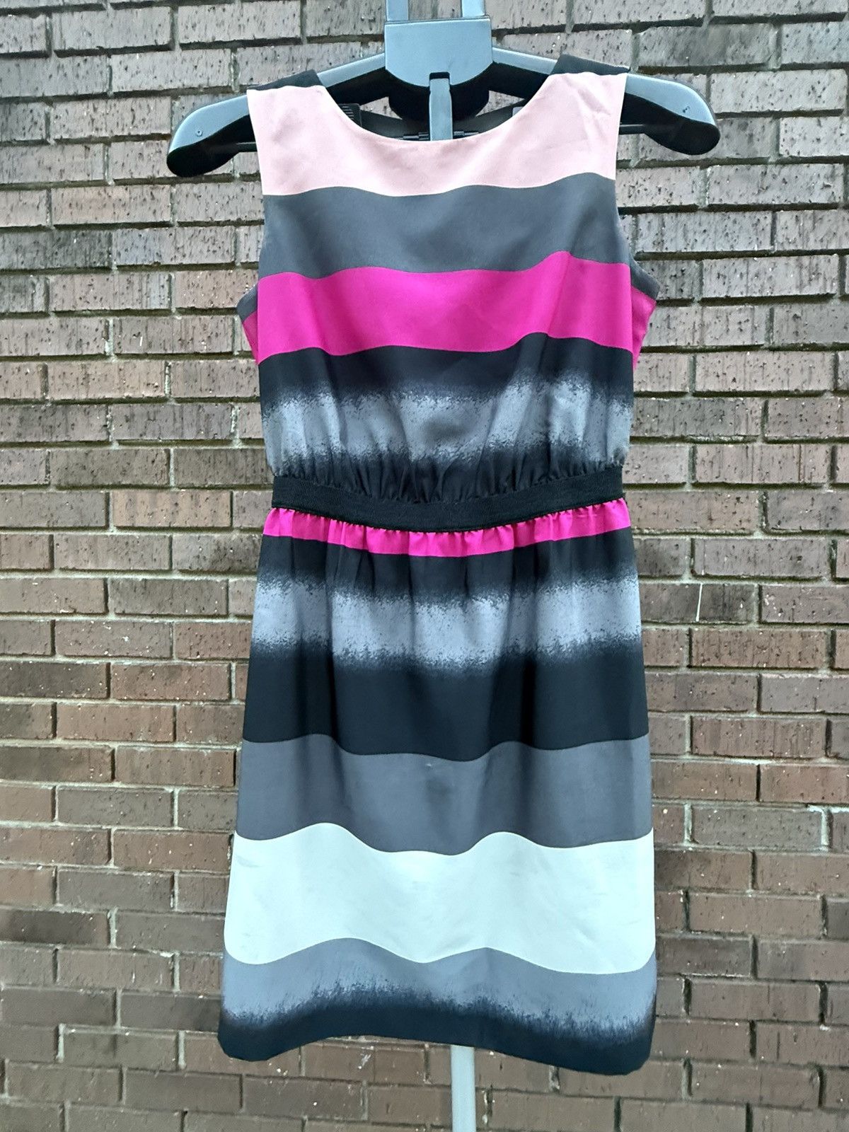 Loft Ann Taylor LOFT Striped Pink Gray Sleeveless Dress size XSP Size XS / US 0-2 / IT 36-38 - 1 Thumbnail