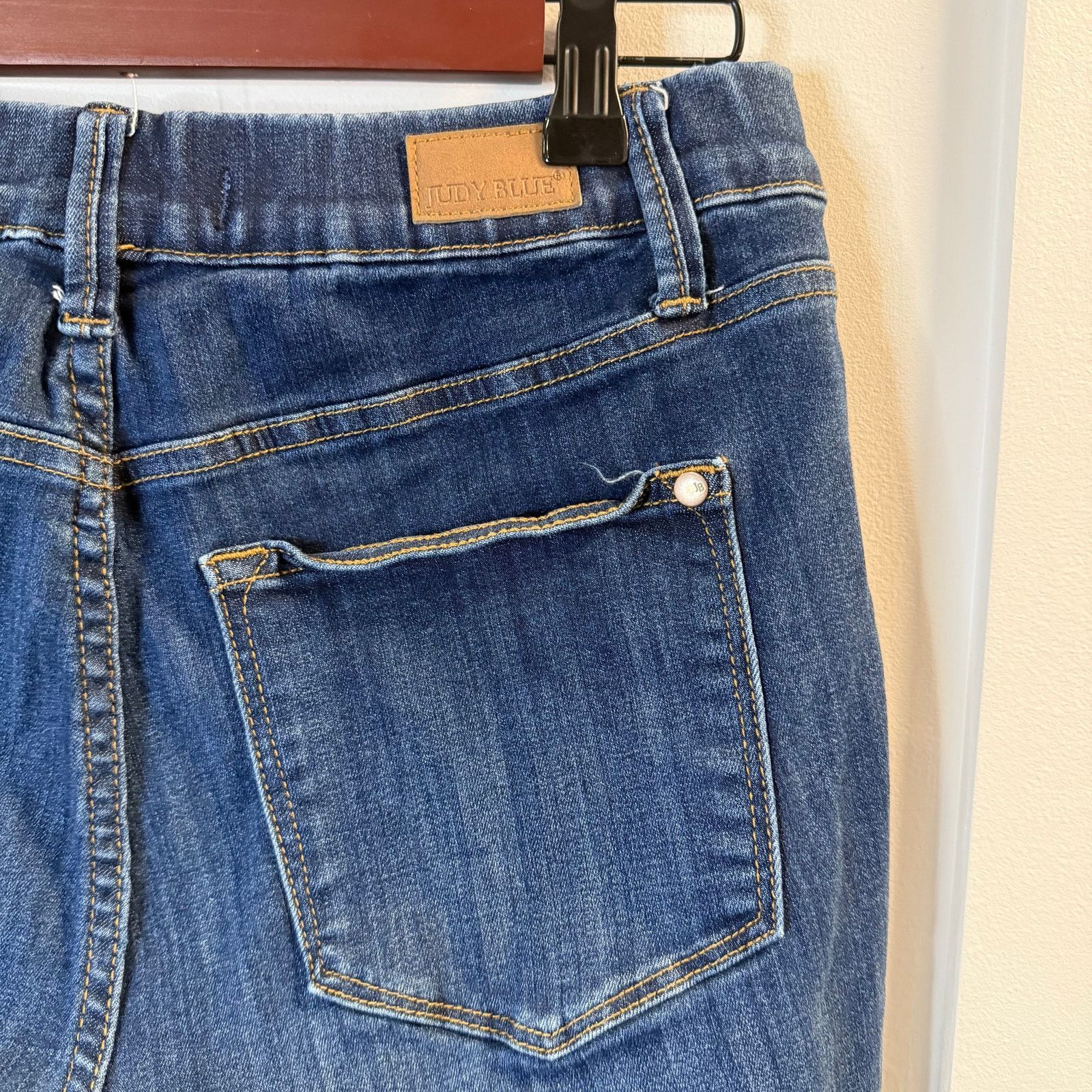 Judy Blue Judy Blue Women’s Pull On Skinny Fit Jeans Size 7 Size 28" / US 6 / IT 42 - 5 Thumbnail