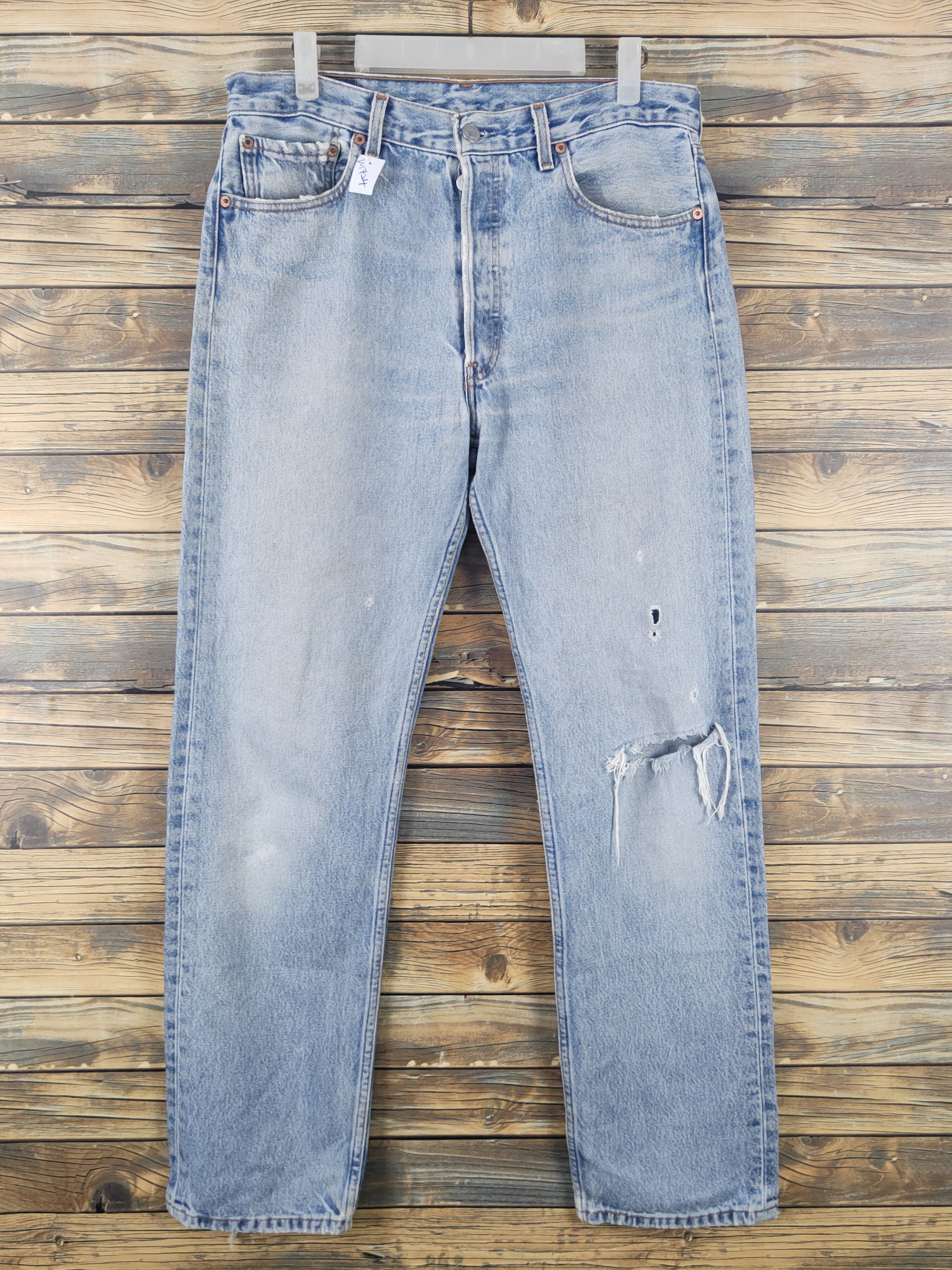 Levi's 501 Levi's Light Blue Distressed Ripped denim Jeans #W1724 Size US 33 - 1 Thumbnail