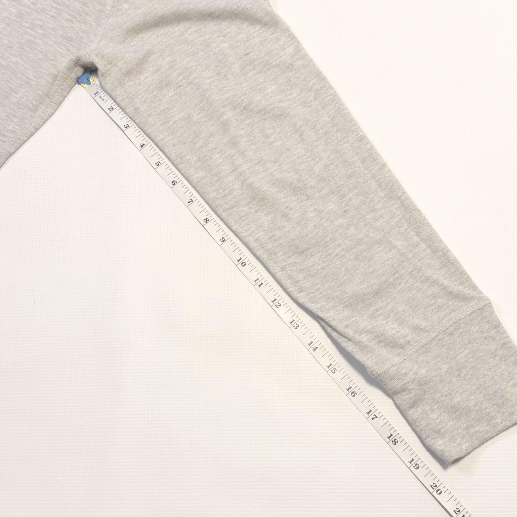 Vintage Wet Cement Hoodie Mens XL Gray Graphic Clock Roman Numeral Long Sleeve Pullover Size US XL / EU 56 / 4 - 4 Thumbnail