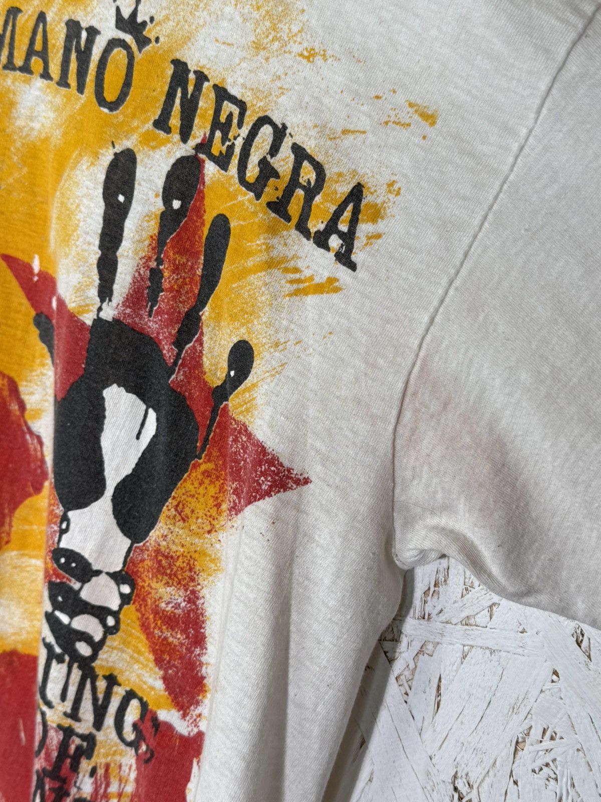Band Tees 90s Mano Negra King Of Bongo 1991 French Rock Band T-Shirt Size US XL / EU 56 / 4 - 5 Thumbnail