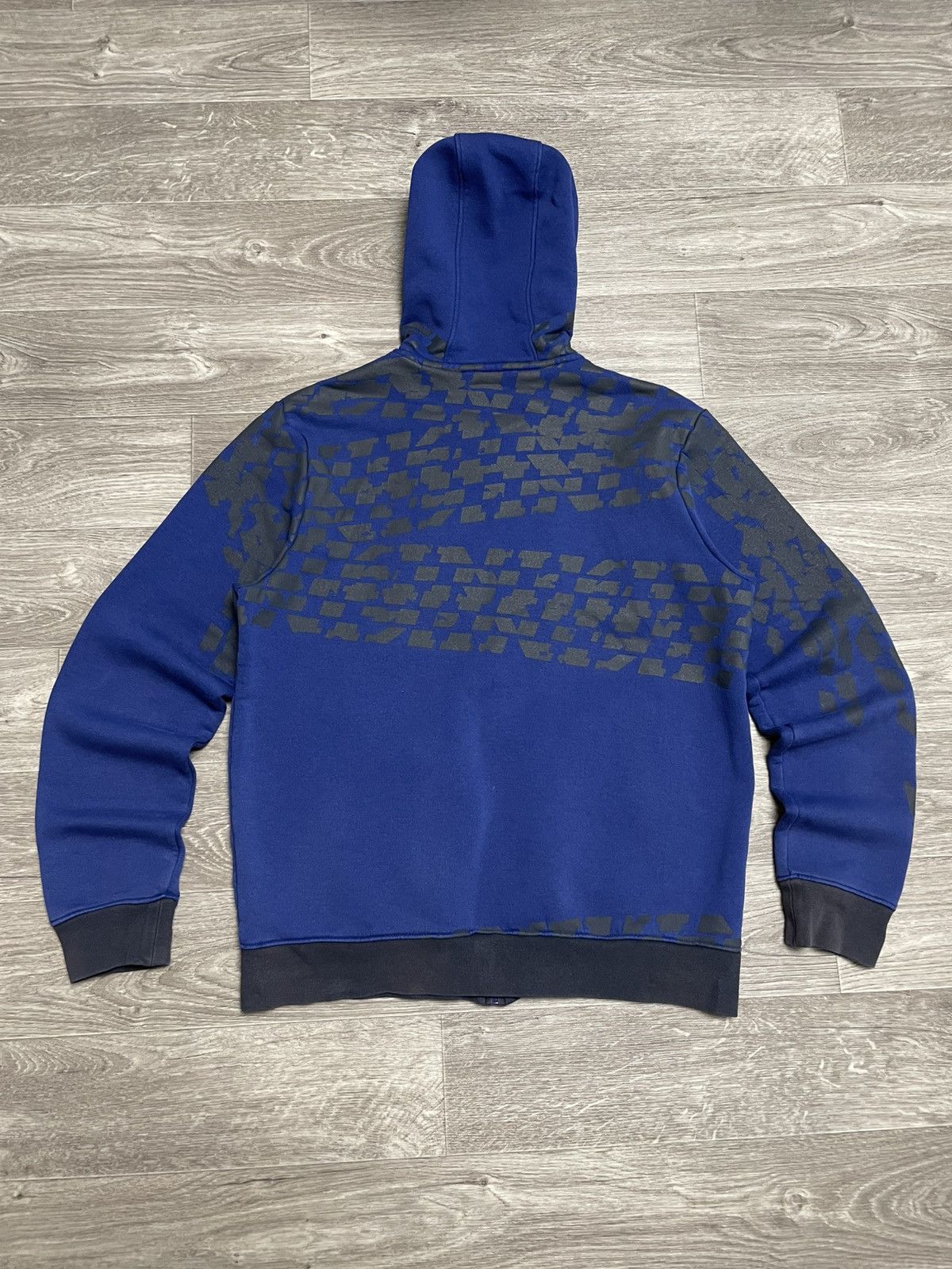 Red Bull Vintage Red Bull Kini Big Embroidered Logo Racing Zip Hoodie Size US S / EU 44-46 / 1 - 16 Thumbnail