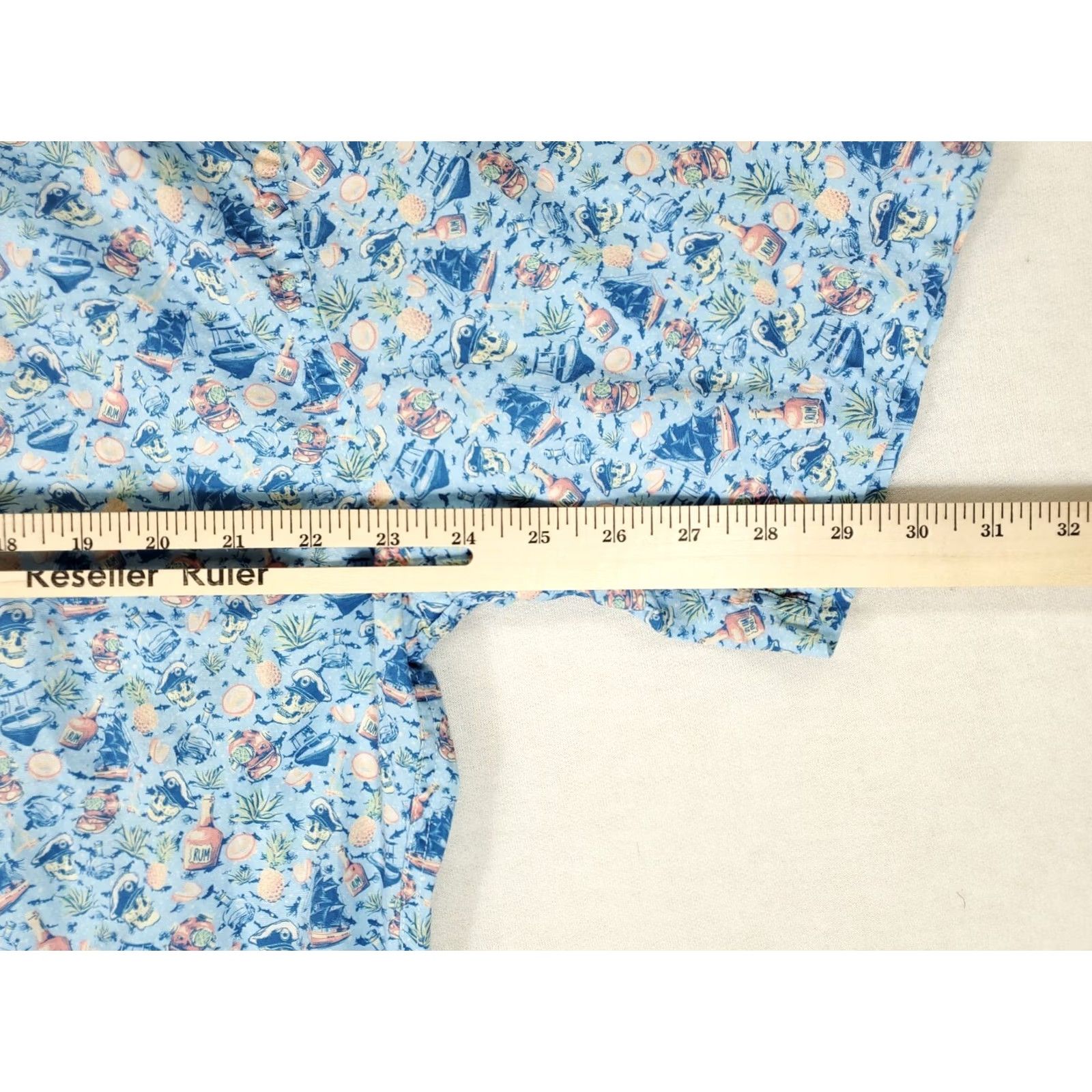 Peter Millar Peter Millar Button-Up Shirt Mens L Short Sleeve Blue Pirate Skull Rum Shirt Size US L / EU 52-54 / 3 - 8 Thumbnail