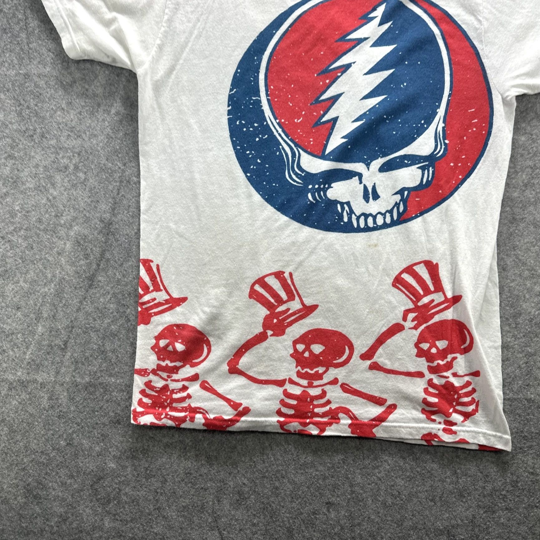 Gloverall Grateful Dead Shirt Mens S White Steal Your Face Skeletons All Over Tee Size US S / EU 44-46 / 1 - 4 Thumbnail
