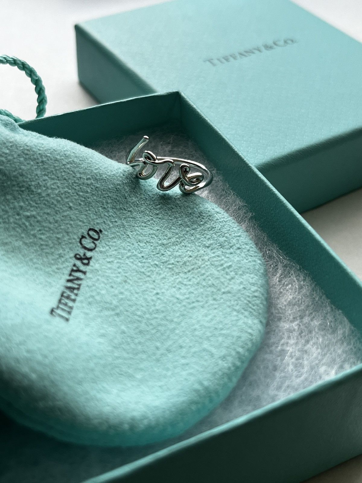 Tiffany & Co. Paloma Picasso Graffiti Love Ring Size ONE SIZE - 4 Thumbnail