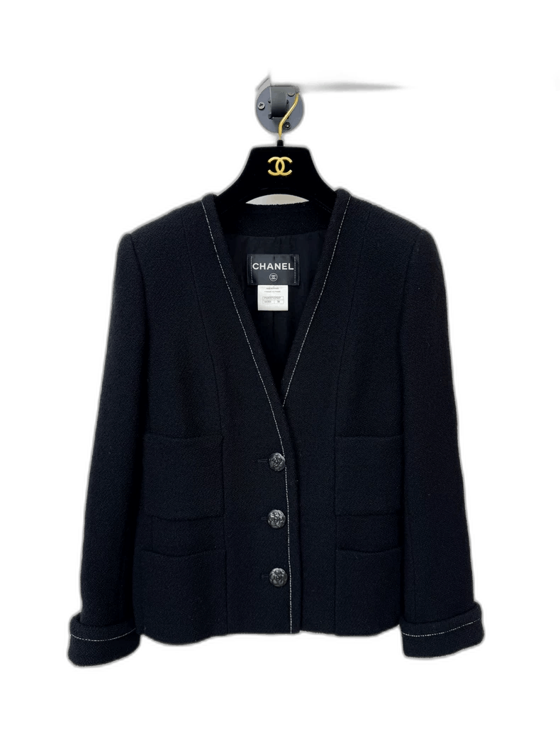 Chanel Chanel Jacket Almost New Size 38 -2505 Size M / US 6-8 / IT 42-44 - 1 Thumbnail