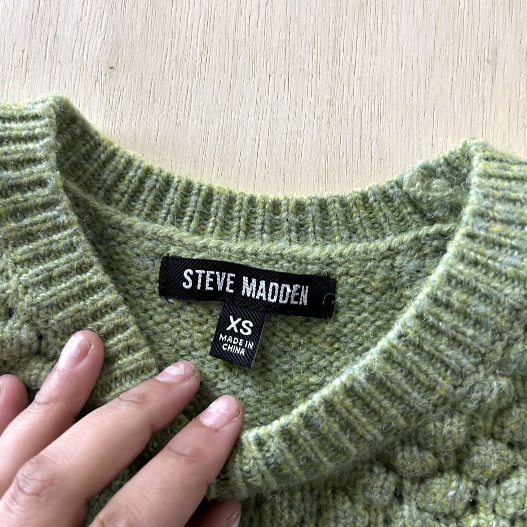 Steve Madden Steve Madden Sweater Womens XS Green Popcorn Yoke Knit Crewneck Pullover Size XS / US 0-2 / IT 36-38 - 3 Thumbnail