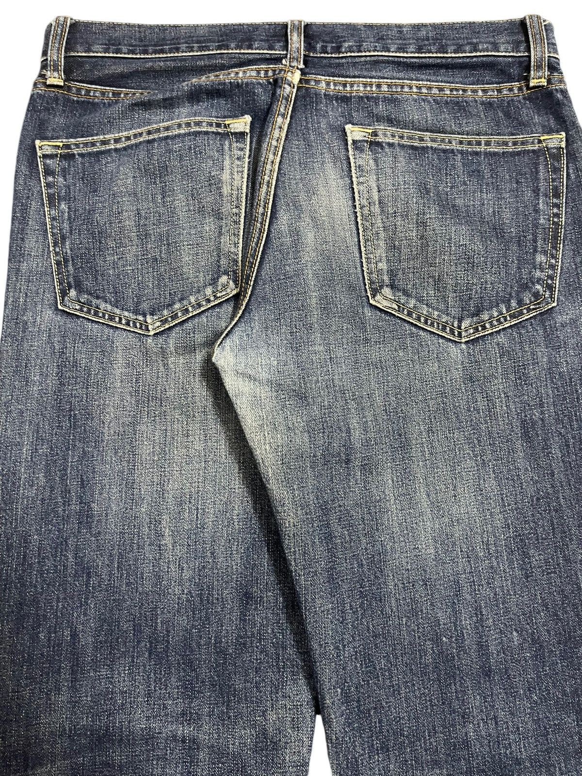 Uniqlo Vintage Japanese Uniqlo Blue Bleached Style Loose Jeans Size US 32 / EU 48 - 6 Thumbnail