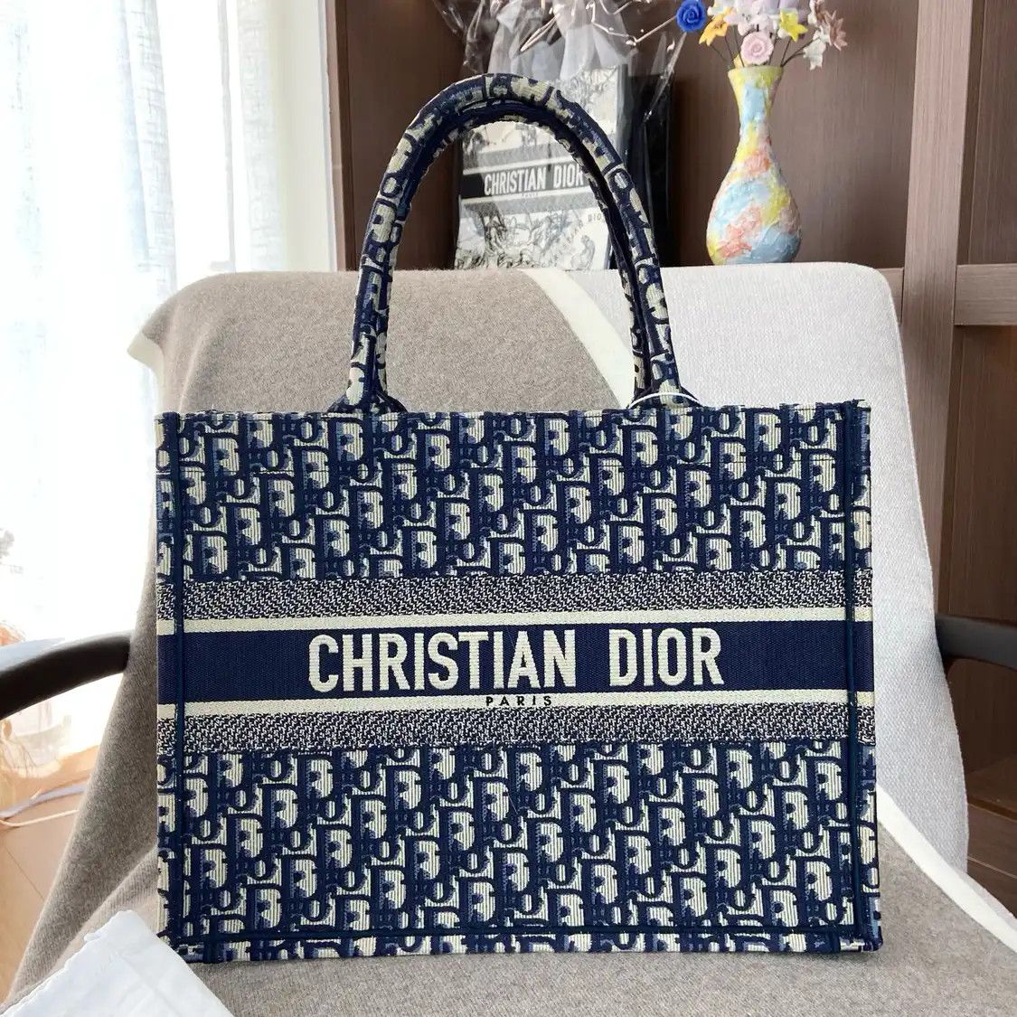 Dior DIOR Book Tote Medium blue canvas monogram embroidery handbag Size ONE SIZE - 1 Thumbnail