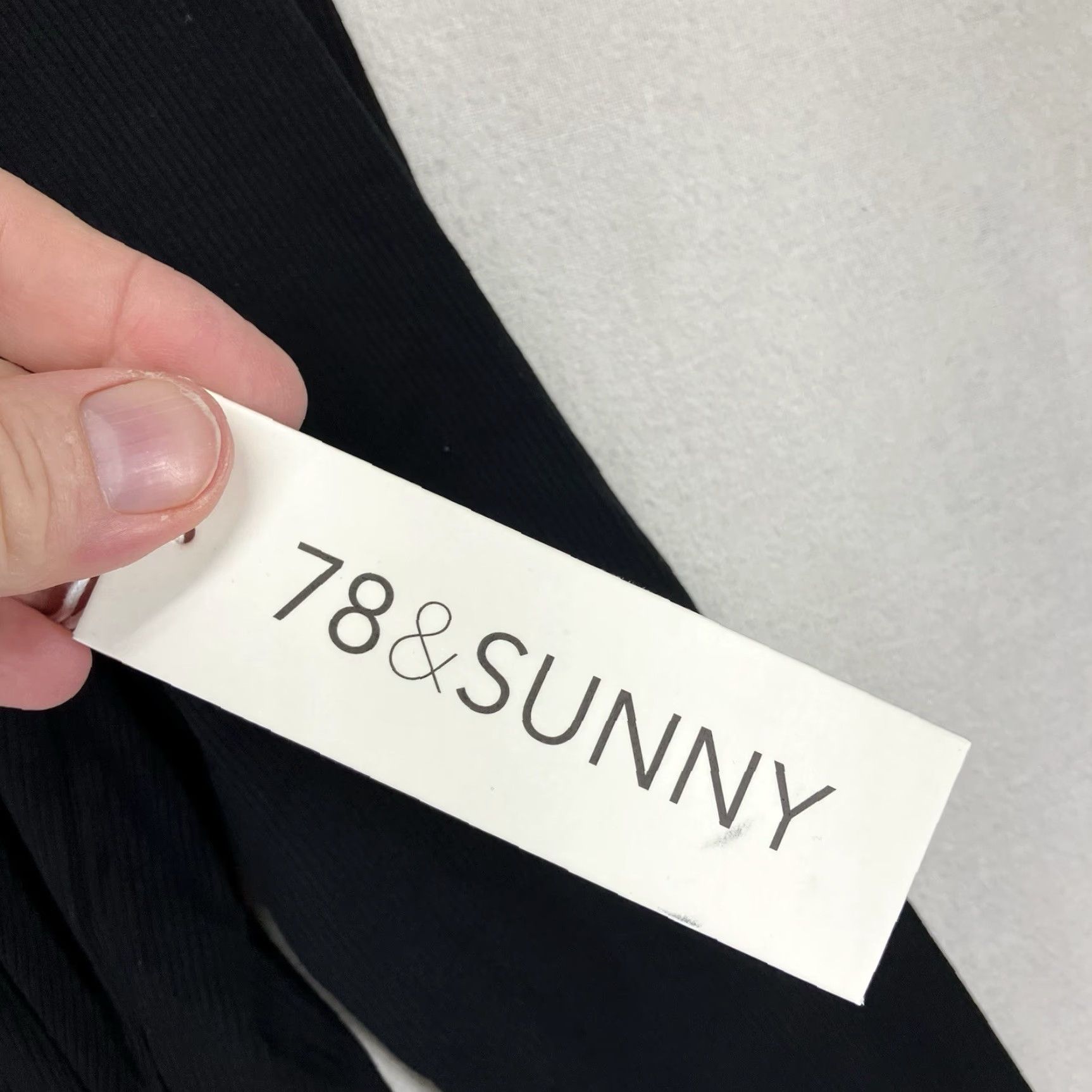 Vintage 78 & Sunny Women's Blouse Long Sleeve Collared Button Black Rayon Spandex Knit Stretch NWT Medium Size M / US 6-8 / IT 42-44 - 4 Thumbnail