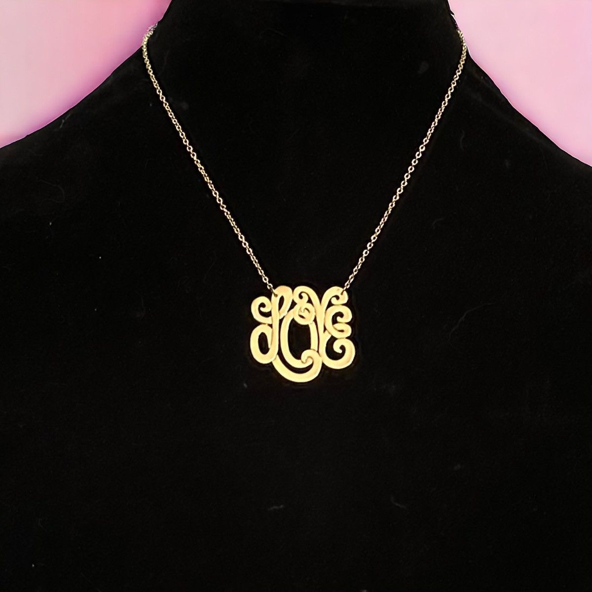 Other Gold tone monogram script Love necklace Size ONE SIZE - 1 Thumbnail
