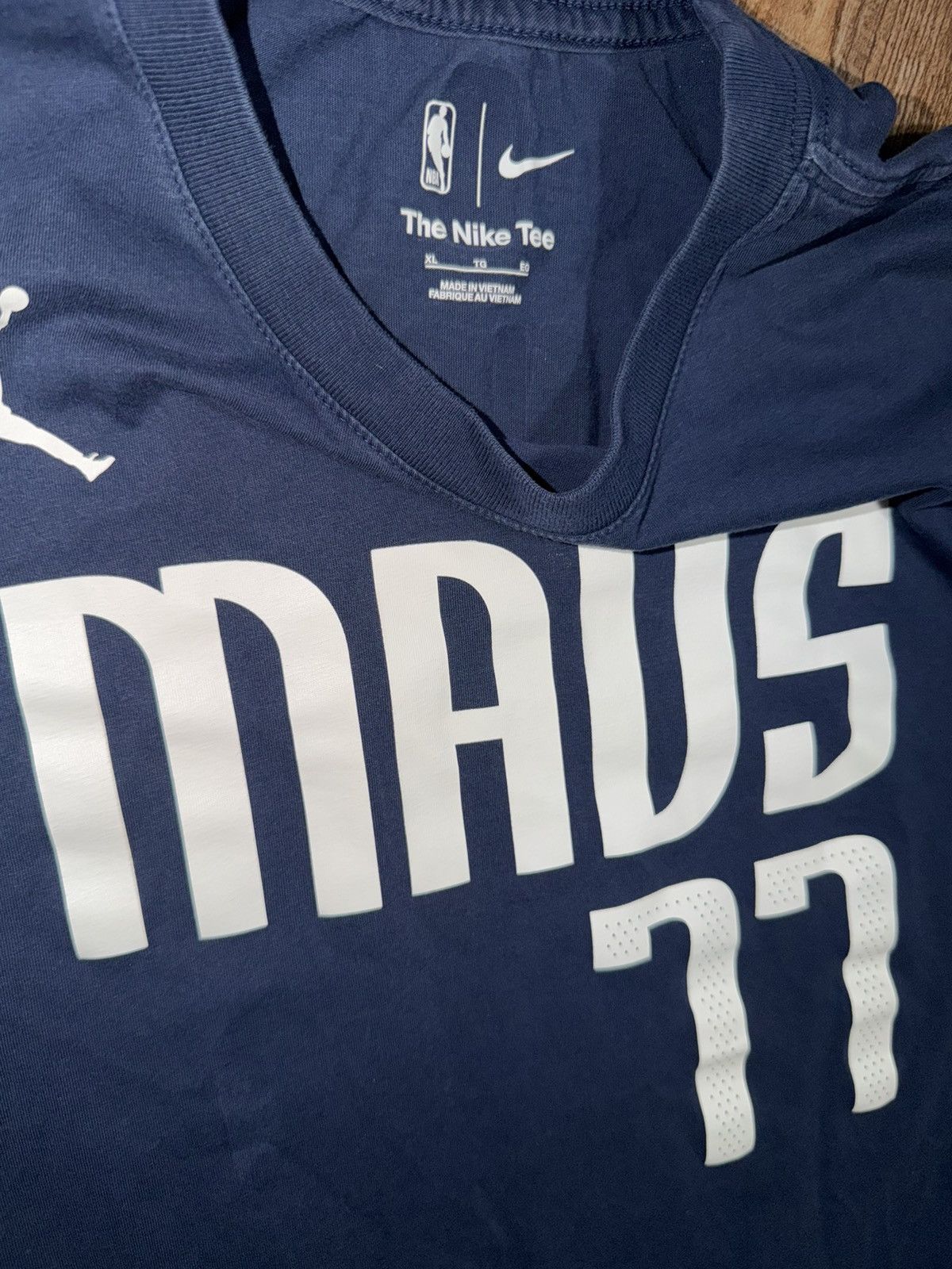Nike Dallas Mavericks Luka Doncic the Nike tee jersey shirt XL Size US XL / EU 56 / 4 - 4 Thumbnail