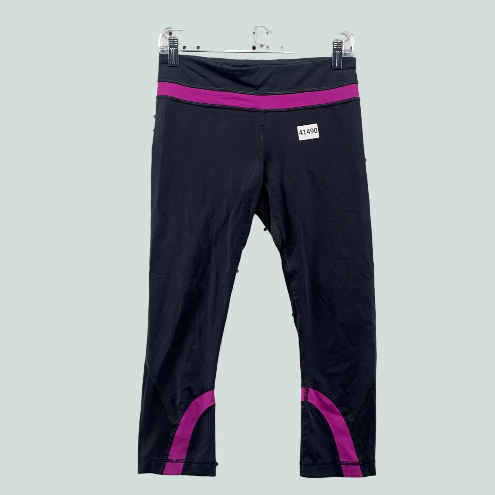 Lululemon Lululemon Inspire Crop Leggings Size 6 Black Purple Yoga Training 28x21 Womens Size 28" / US 6 / IT 42 - 1 Thumbnail