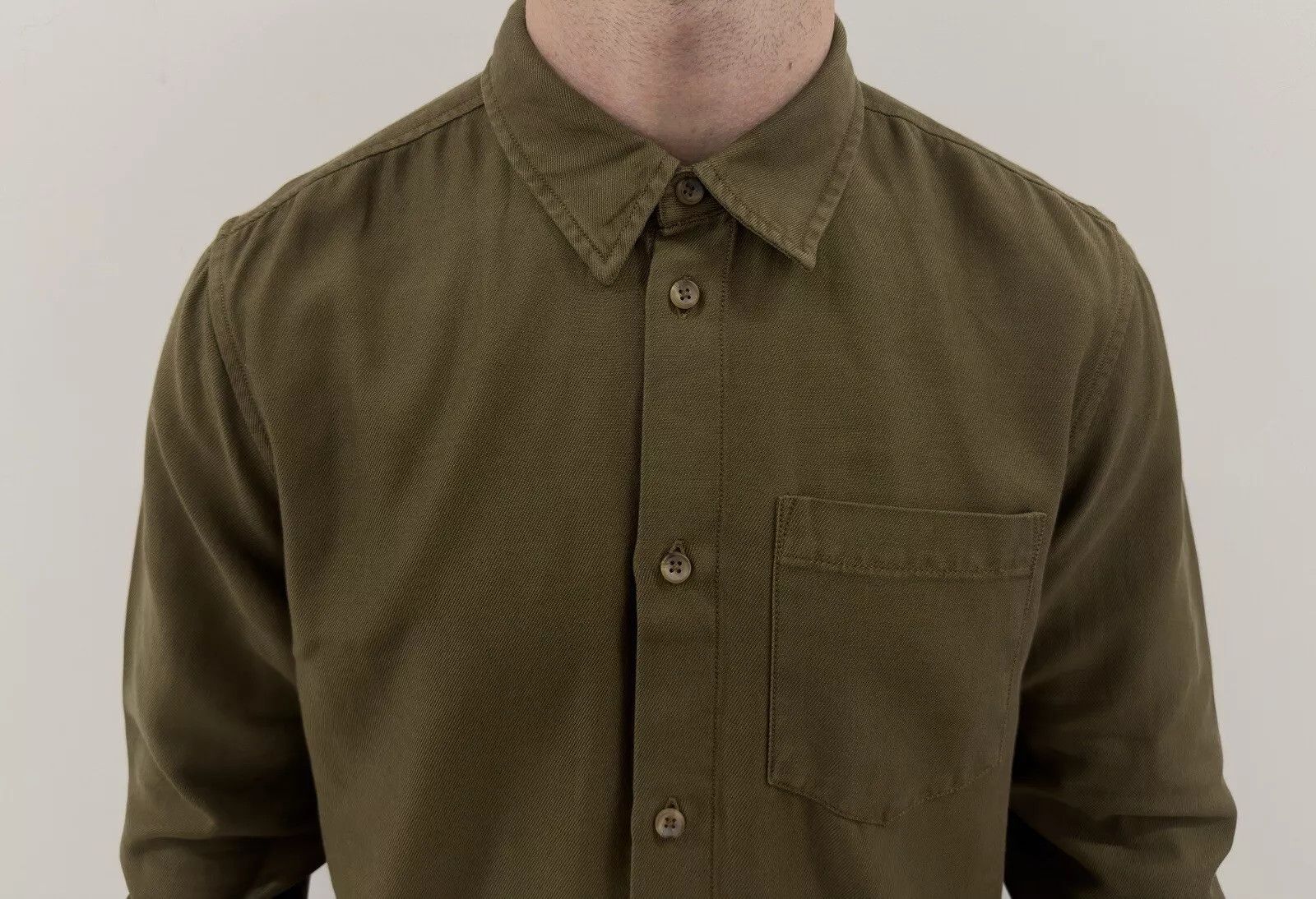Nudie Jeans Nudie Jeans Mens Cotton Shirt Buttons Military Army Style Size US S / EU 44-46 / 1 - 2 Thumbnail