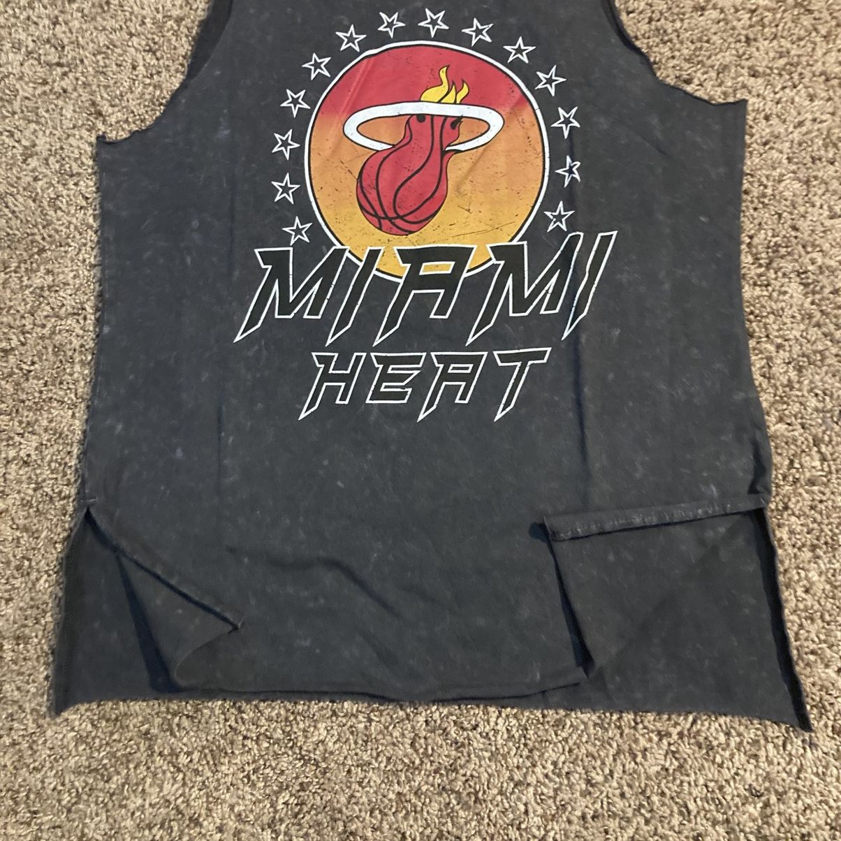 Designer NWT Miami Heat NBA Team Mens Small Tanktop Shirt Size US S / EU 44-46 / 1 - 4 Thumbnail