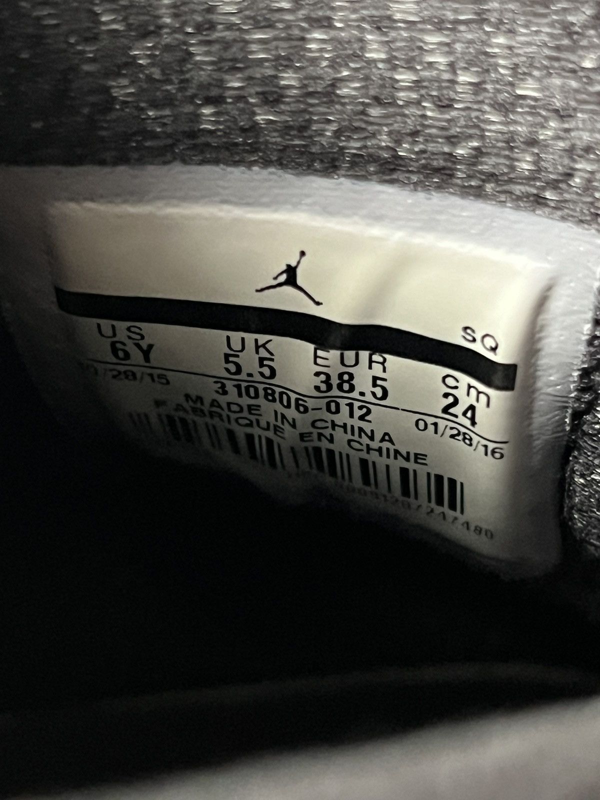 Jordan Brand Nike Air Jordan Retro 10 NYC Size 6y Size US 6 / EU 39 - 8 Thumbnail