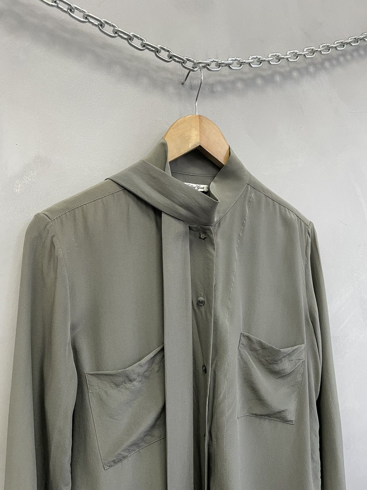 Golden Goose Golden Goose green silk tie-neck shirt minimalist Italy Size M / US 6-8 / IT 42-44 - 6 Thumbnail