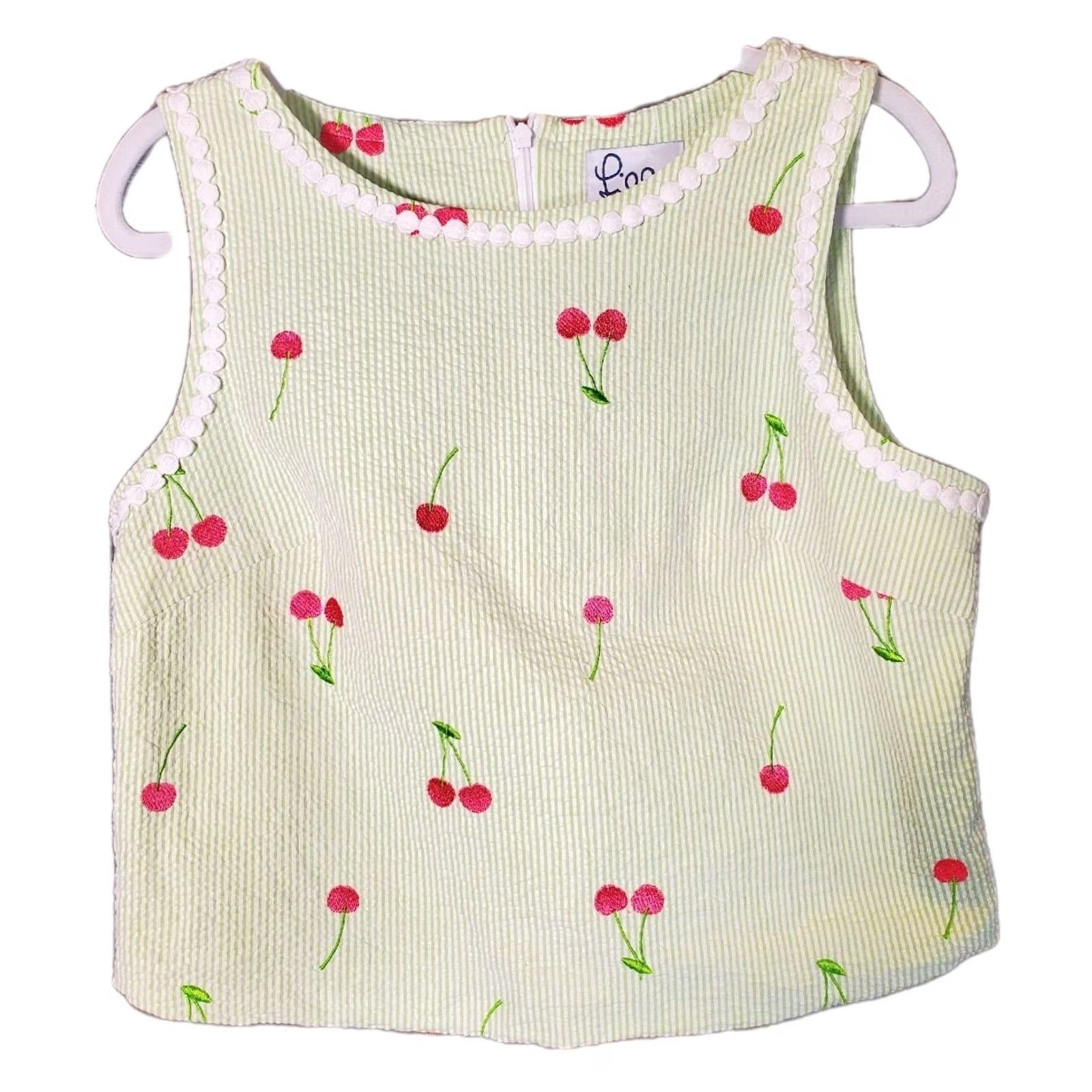 Lilly Pulitzer Lilly Pulitzer Top Womens 10 Green EUC Sleeveless Seersucker Cherries Zip Back Women Size L / US 10 / IT 46 - 2 Thumbnail