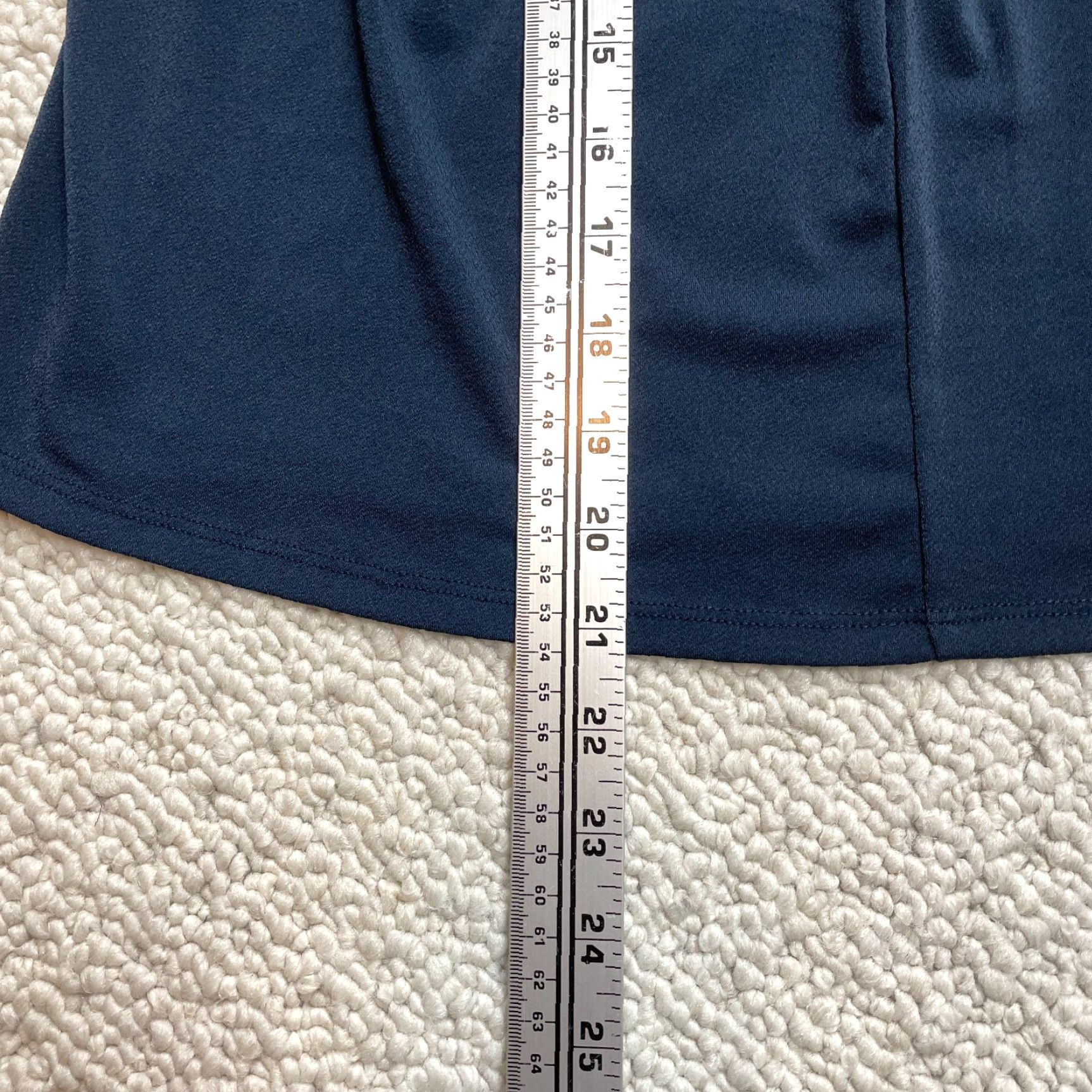 Banana Republic VINTAGE Banana Republic Camisole Tank Top Womens Large Navy Blue Polyester Cami Size L / US 10 / IT 46 - 3 Thumbnail