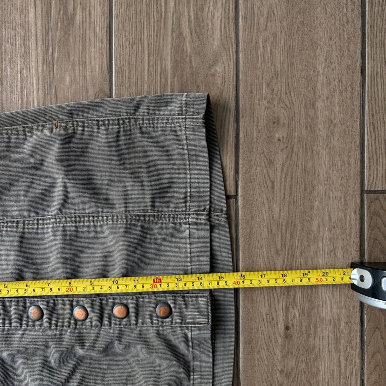Gap Y2K Forest Green Gap Corduroy Grunge Mini Button Front Skirt Size 30" / US 8 / IT 44 - 7 Thumbnail