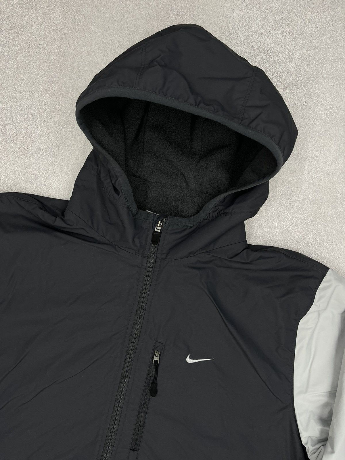 Nike Vintage Nike Athletic Nylon Jacket Basic Logo Swoosh Y2K TN Size US L / EU 52-54 / 3 - 3 Thumbnail