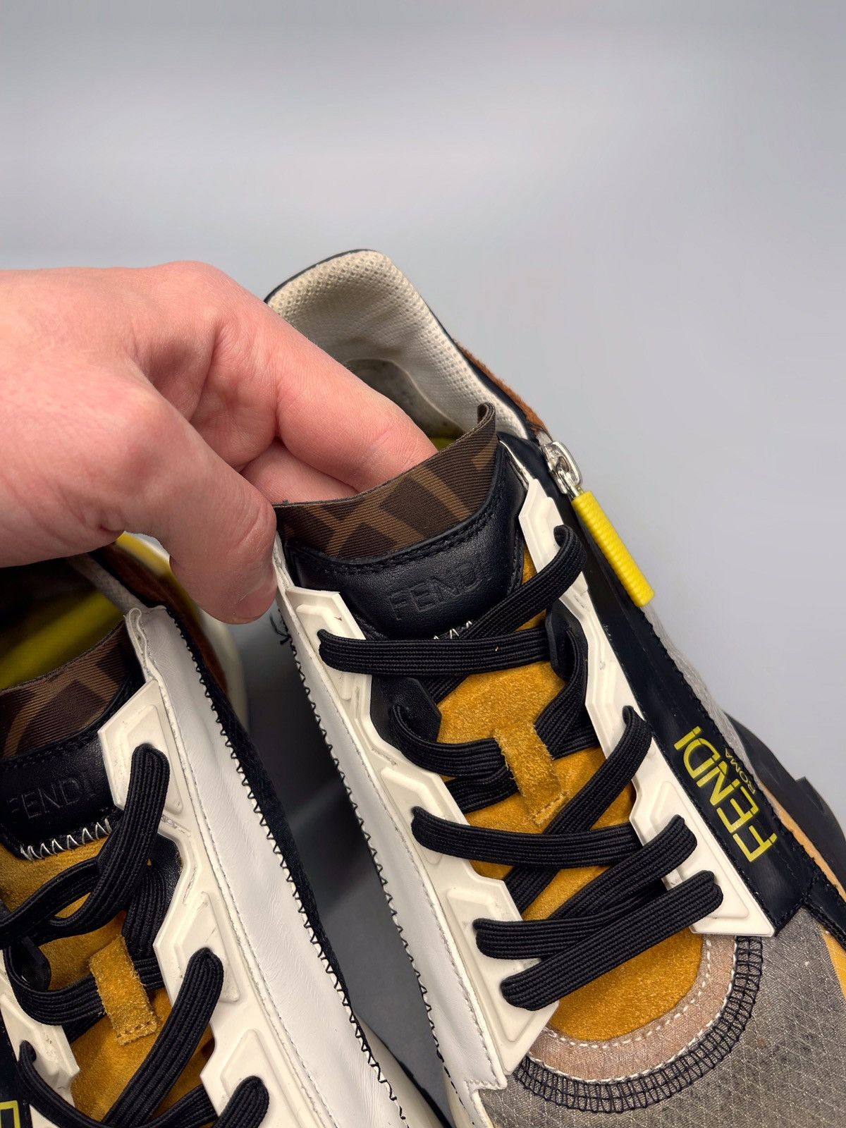 Fendi Fendi Flow Sneakers Low Top Size US 8 / EU 41 - 9 Thumbnail
