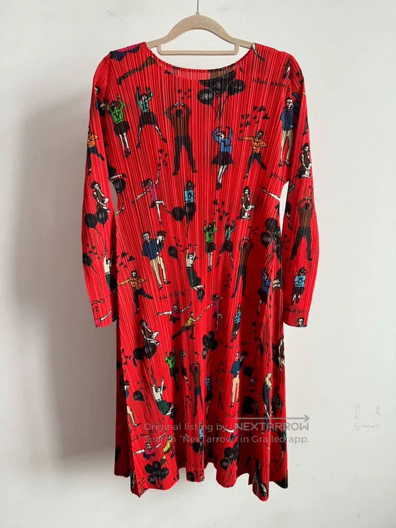 Issey Miyake Issey Miyake Red Dress Size XL / US 12-14 / IT 48-50 - 1 Thumbnail