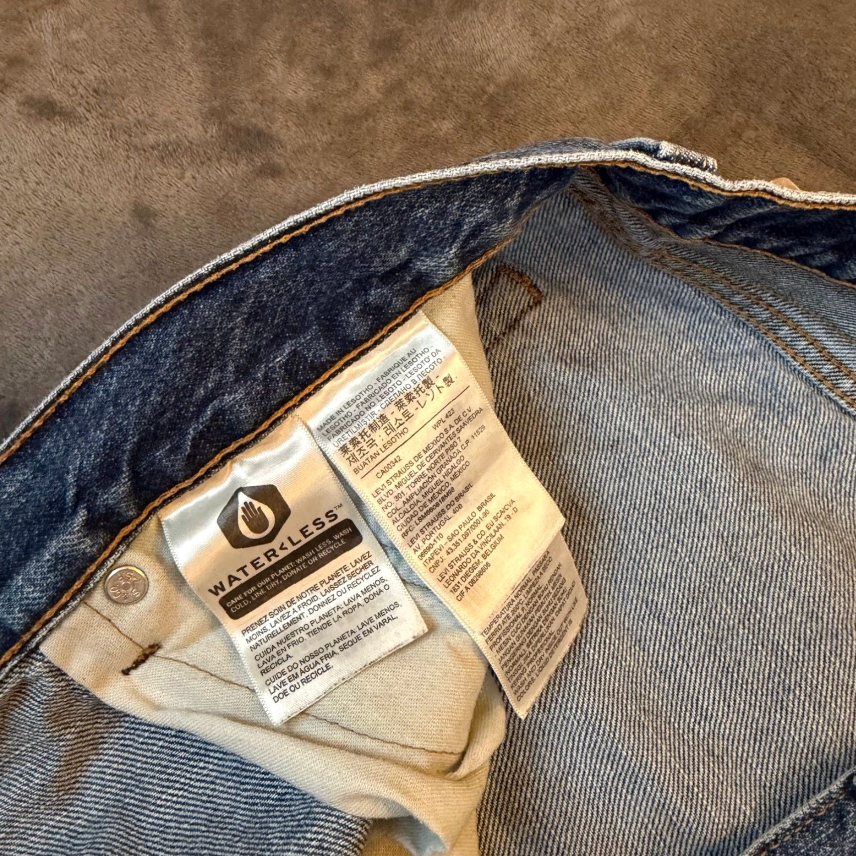 Levi's Levi's Denim Shorts 505 Relaxed Fit WaterLess Bermuda 42 Blue Medium Wash Mens Size US 42 / EU 58 - 5 Thumbnail