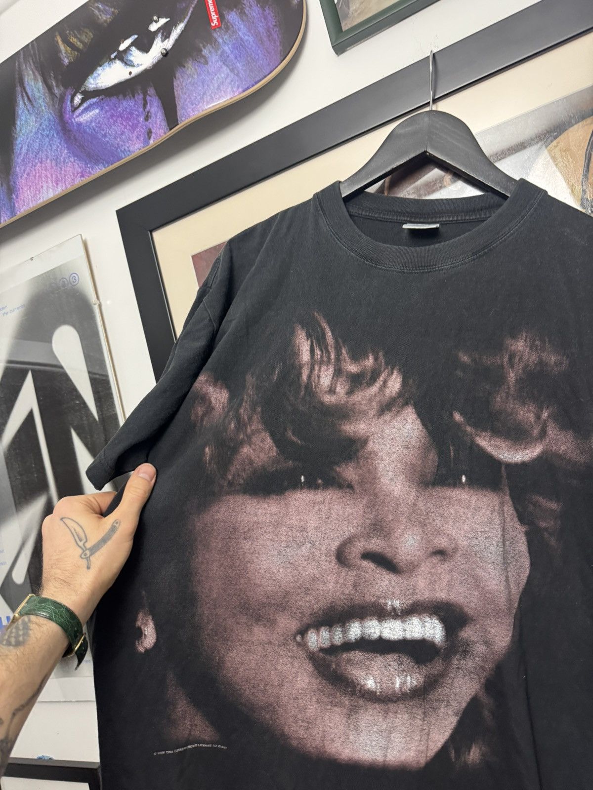 Band Tees Vintage Tina Turner 1999 Face rap tee band tee og license Size US L / EU 52-54 / 3 - 2 Thumbnail